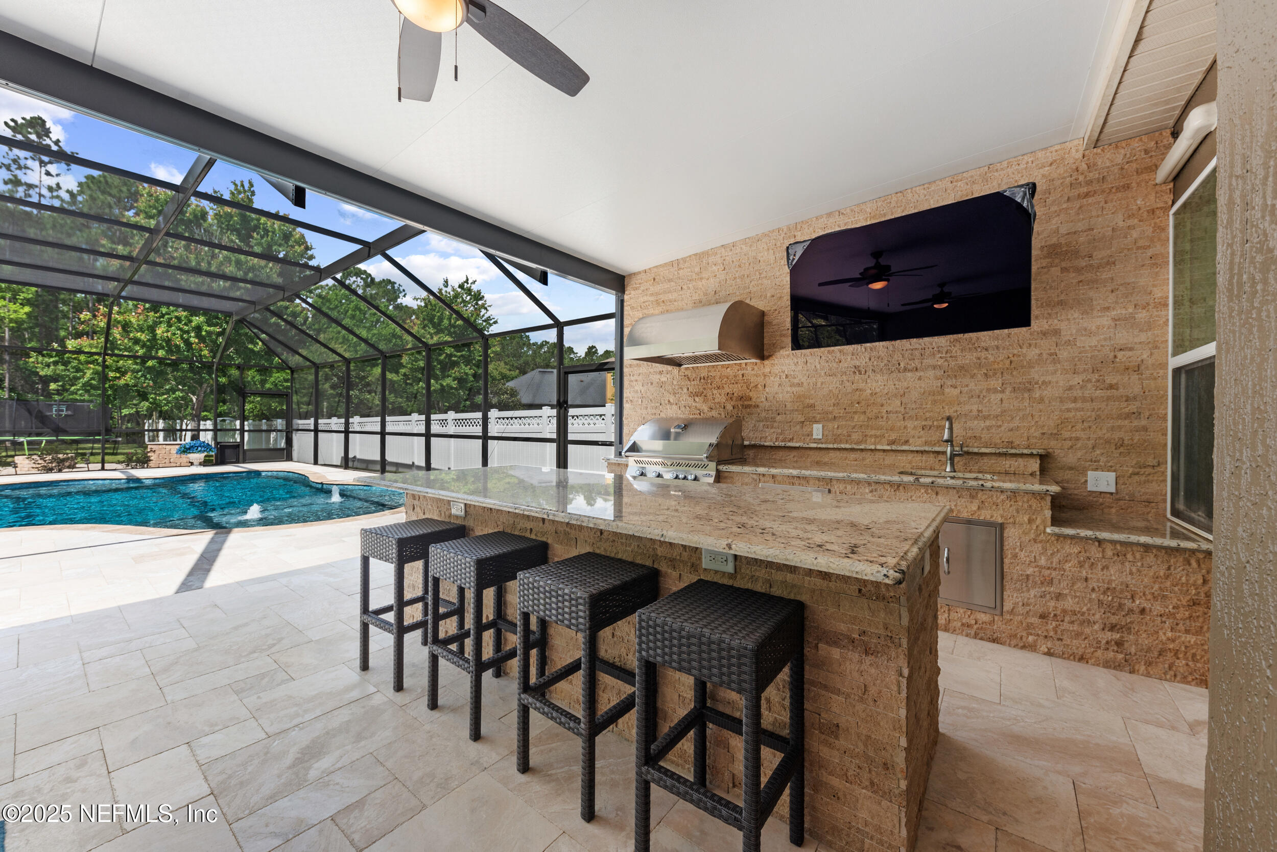 577 CLOISTERBANE Drive, St. Johns