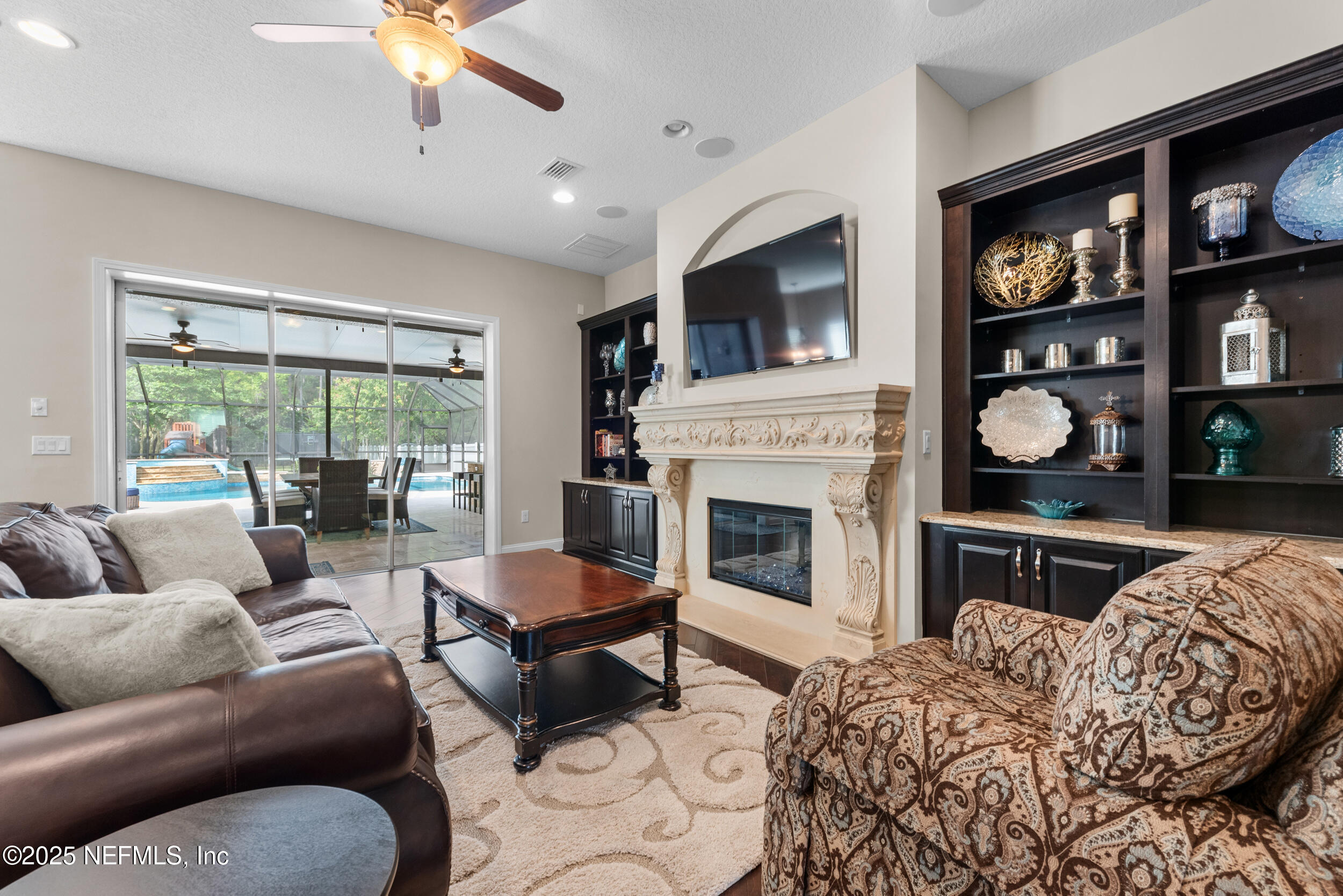 577 CLOISTERBANE Drive, St. Johns