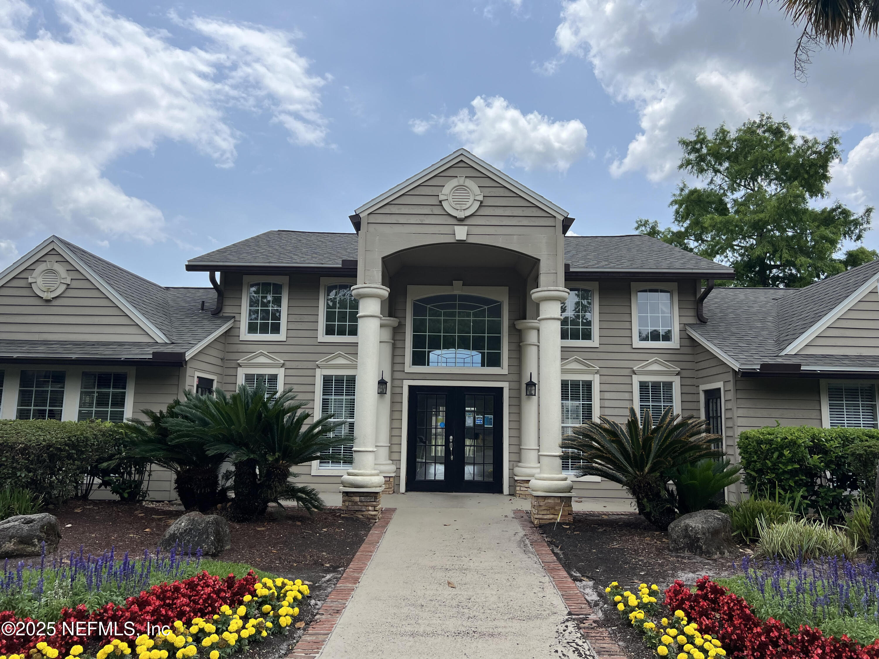 10200 BELLE RIVE Boulevard, 136