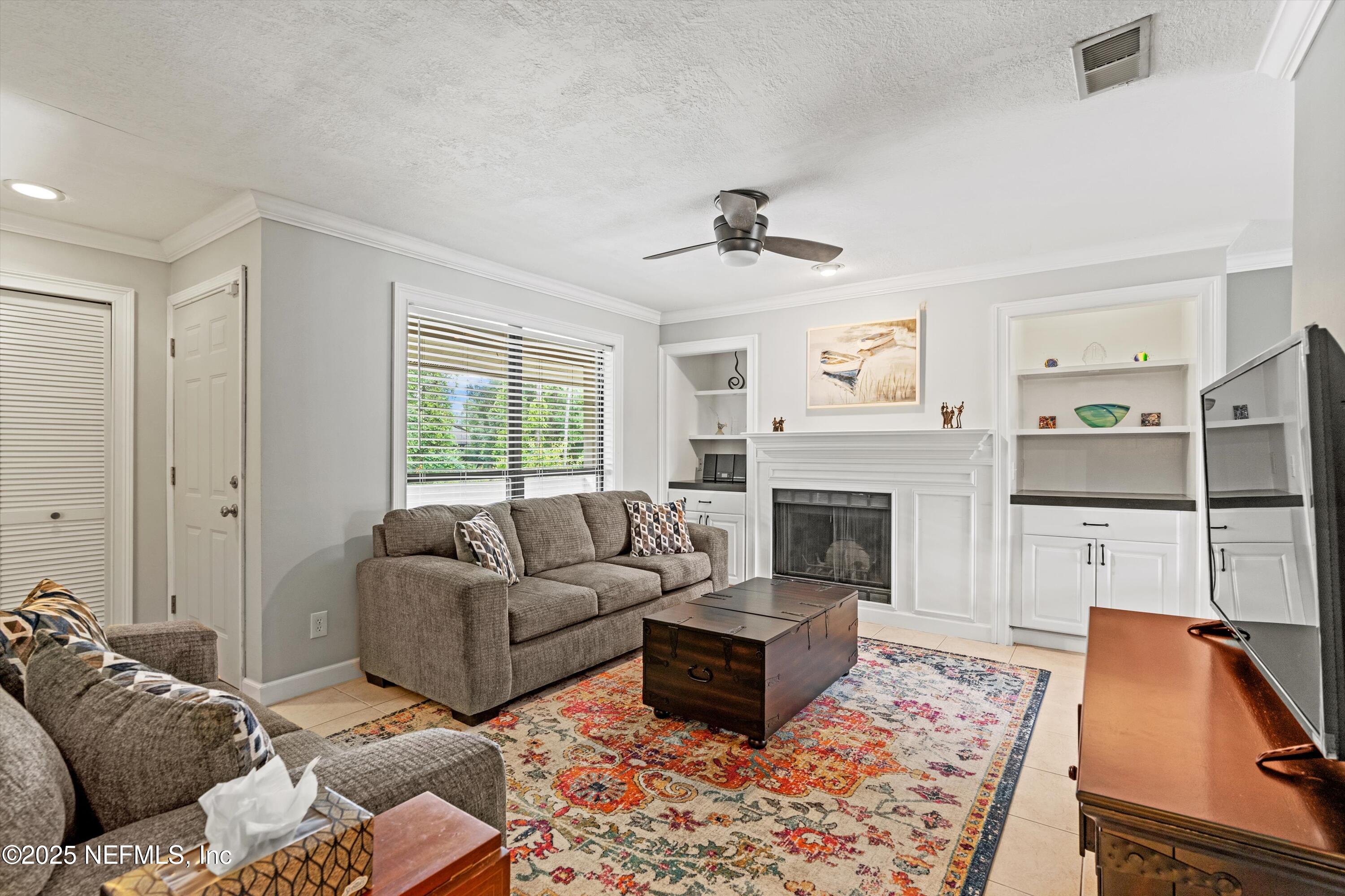 10200 BELLE RIVE Boulevard, 136