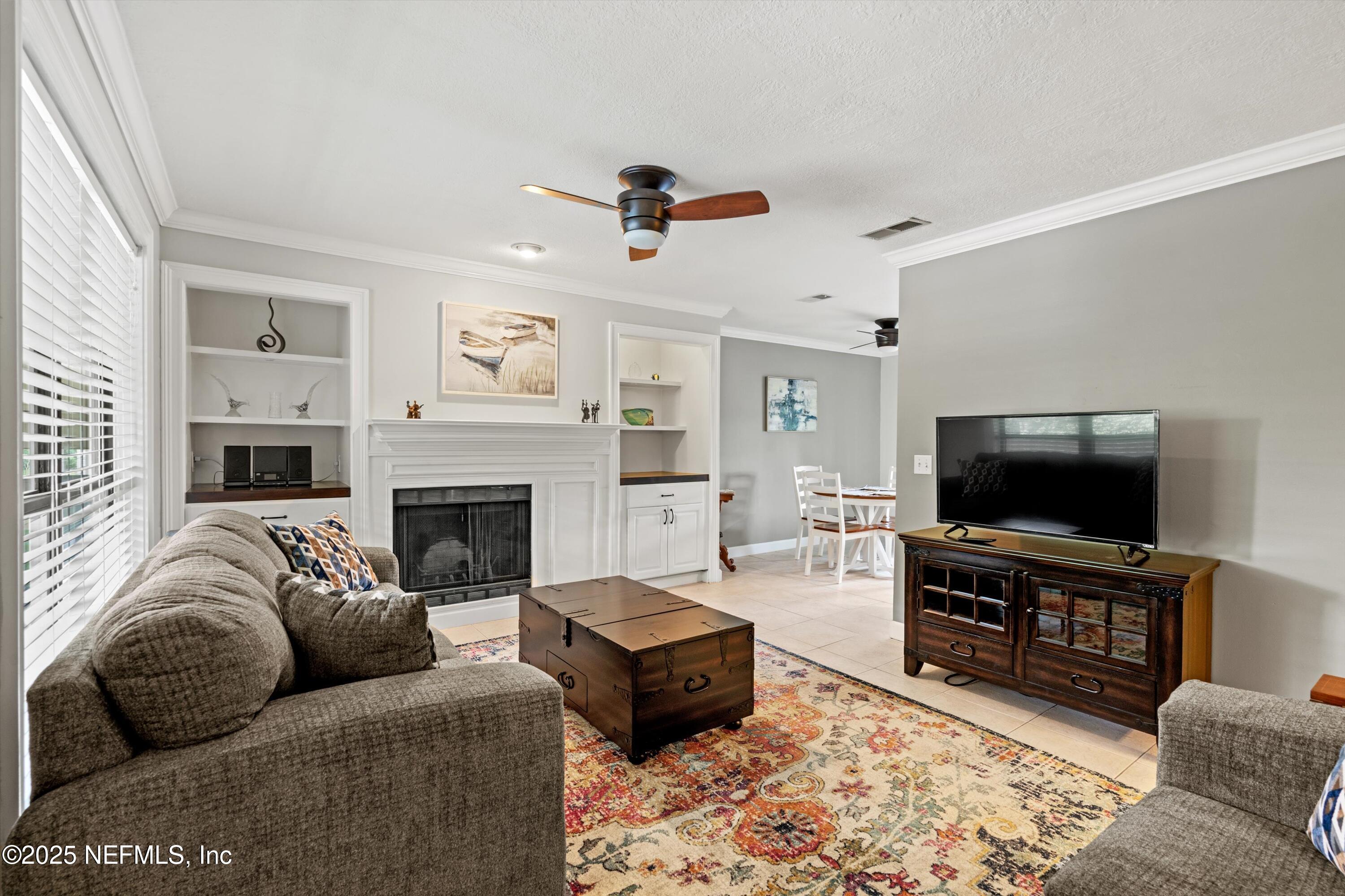 10200 BELLE RIVE Boulevard, 136