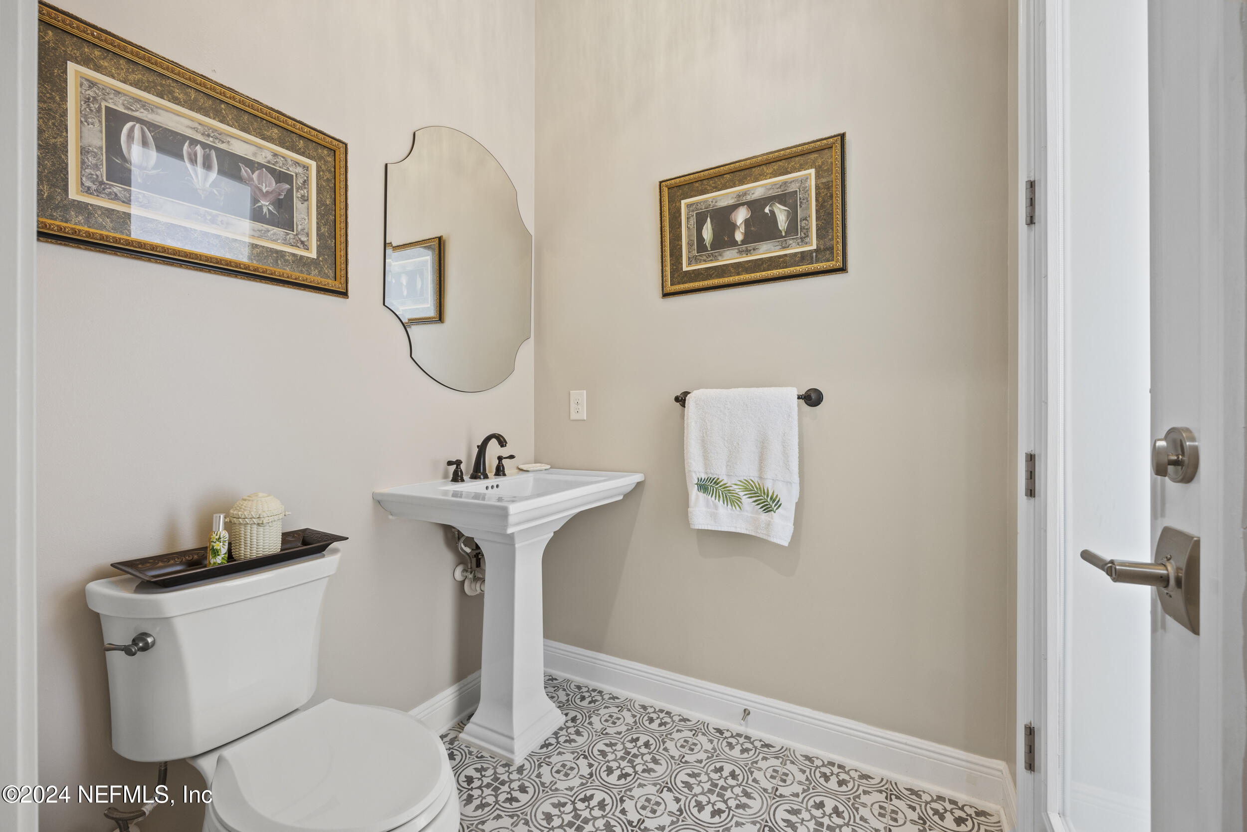 228 RUM RUNNER Way, St. Johns