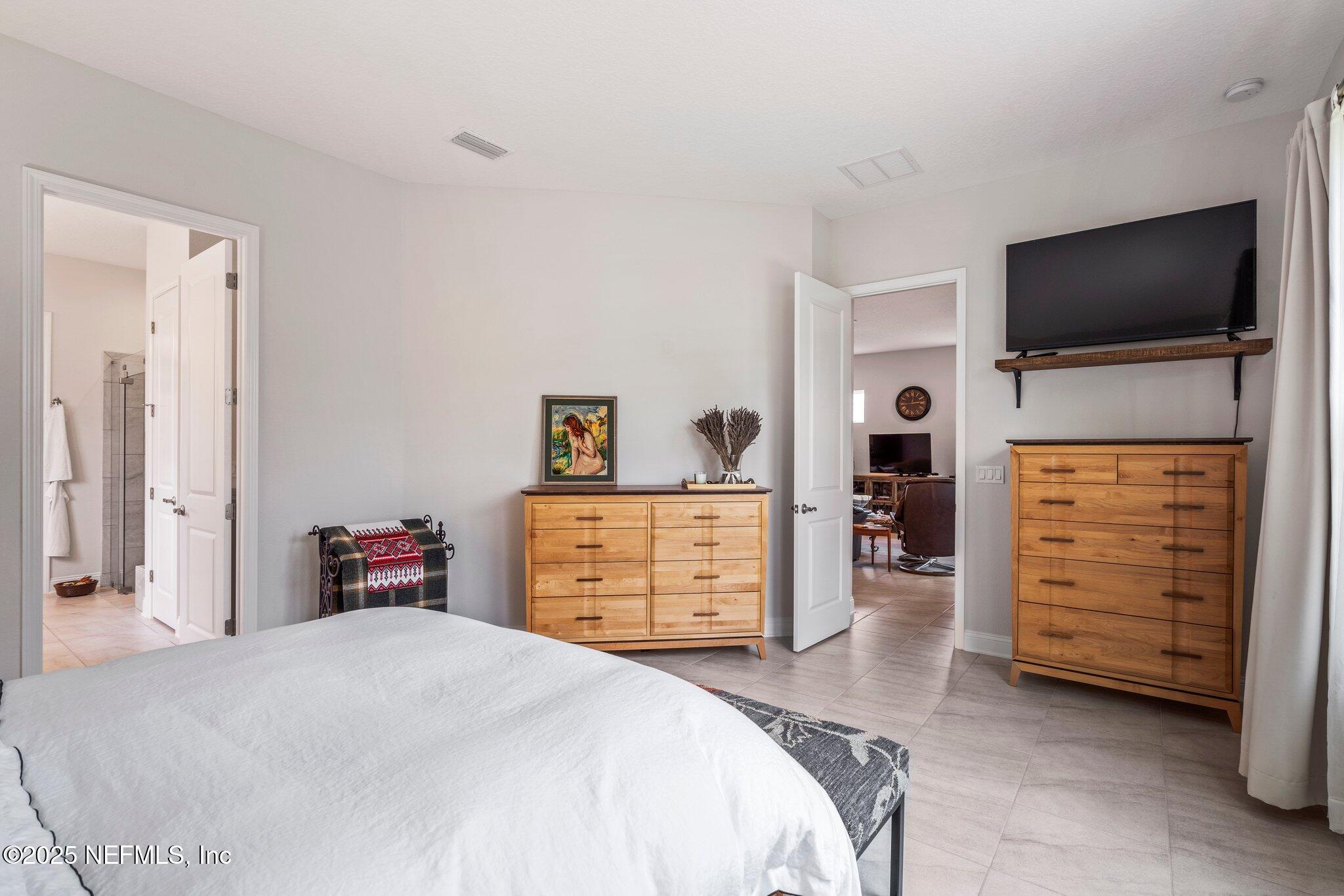 22-A FARMERS BRANCH Avenue