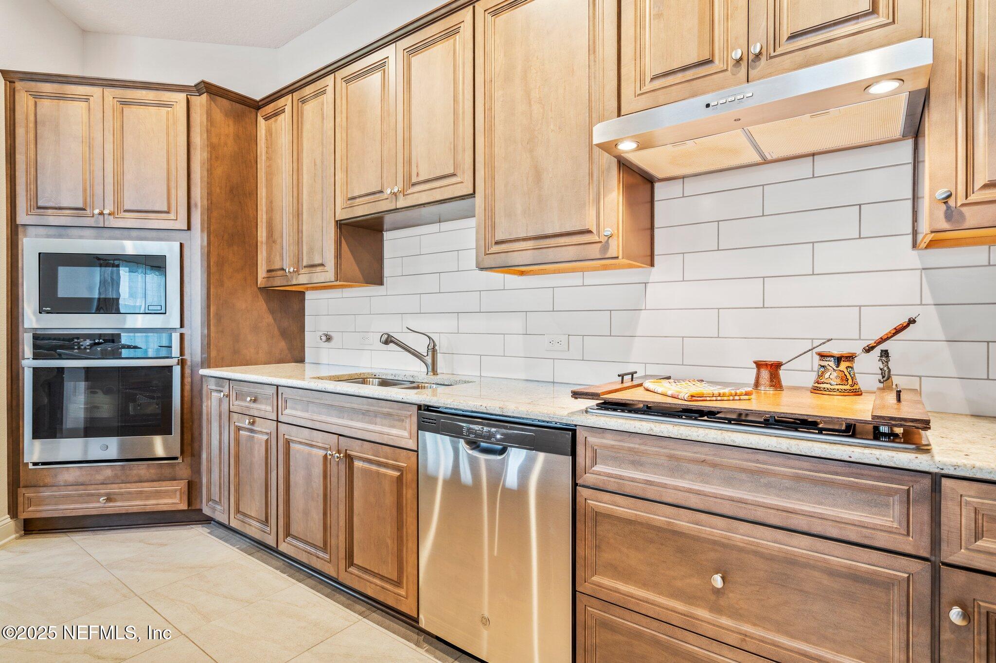 22-A FARMERS BRANCH Avenue