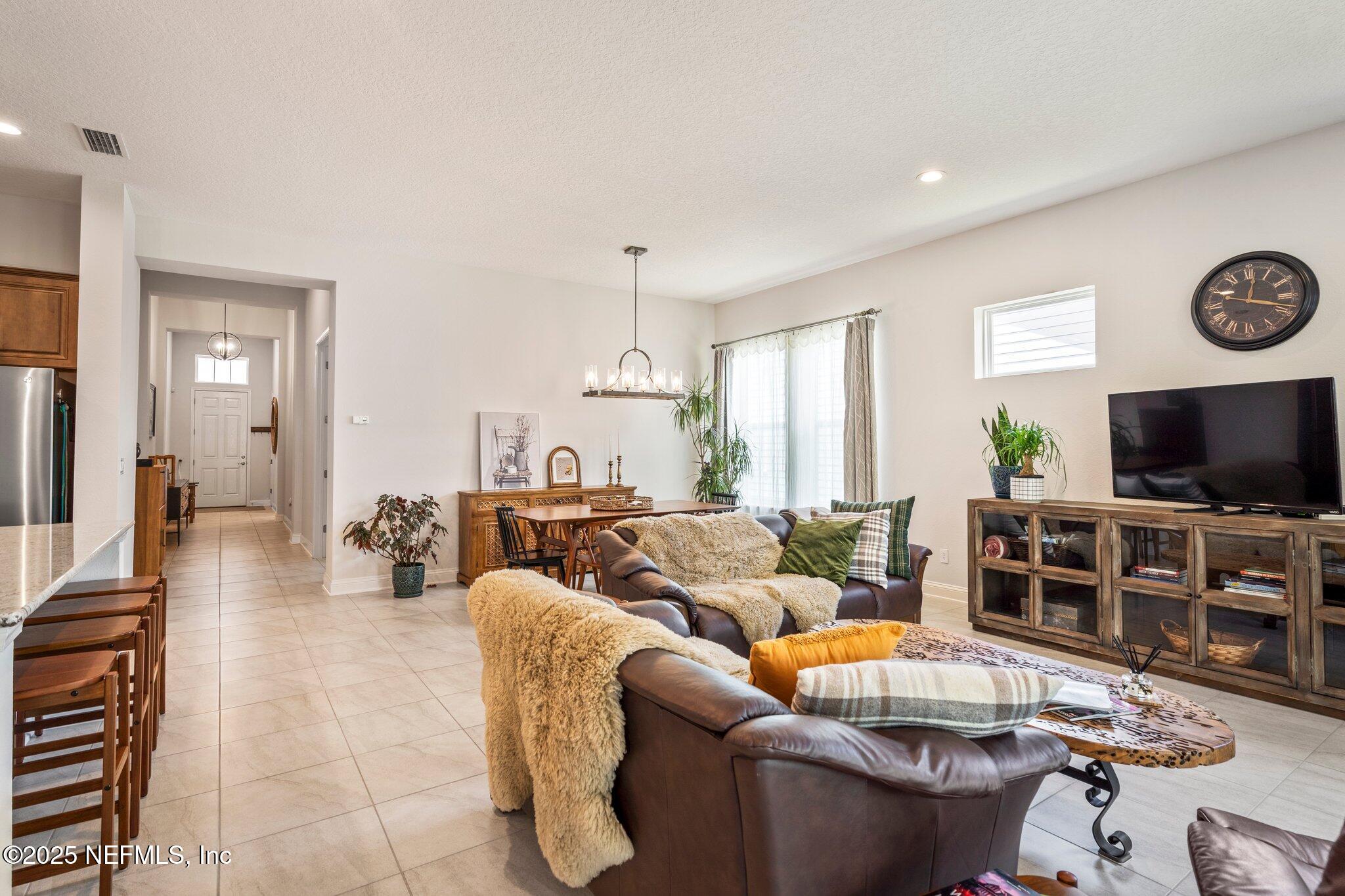 22-A FARMERS BRANCH Avenue