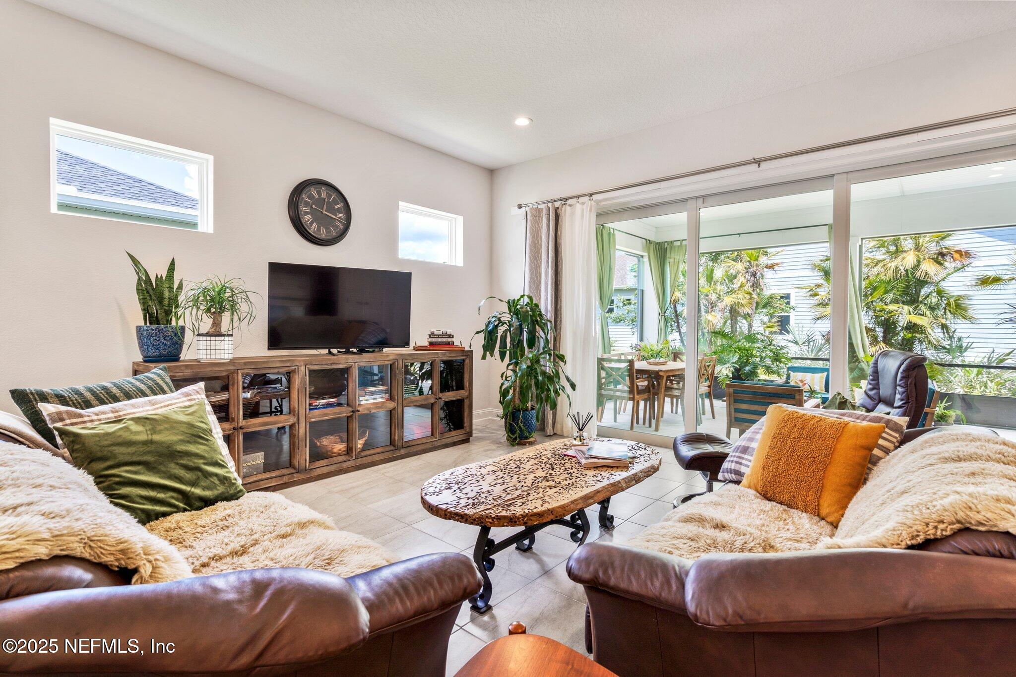 22-A FARMERS BRANCH Avenue