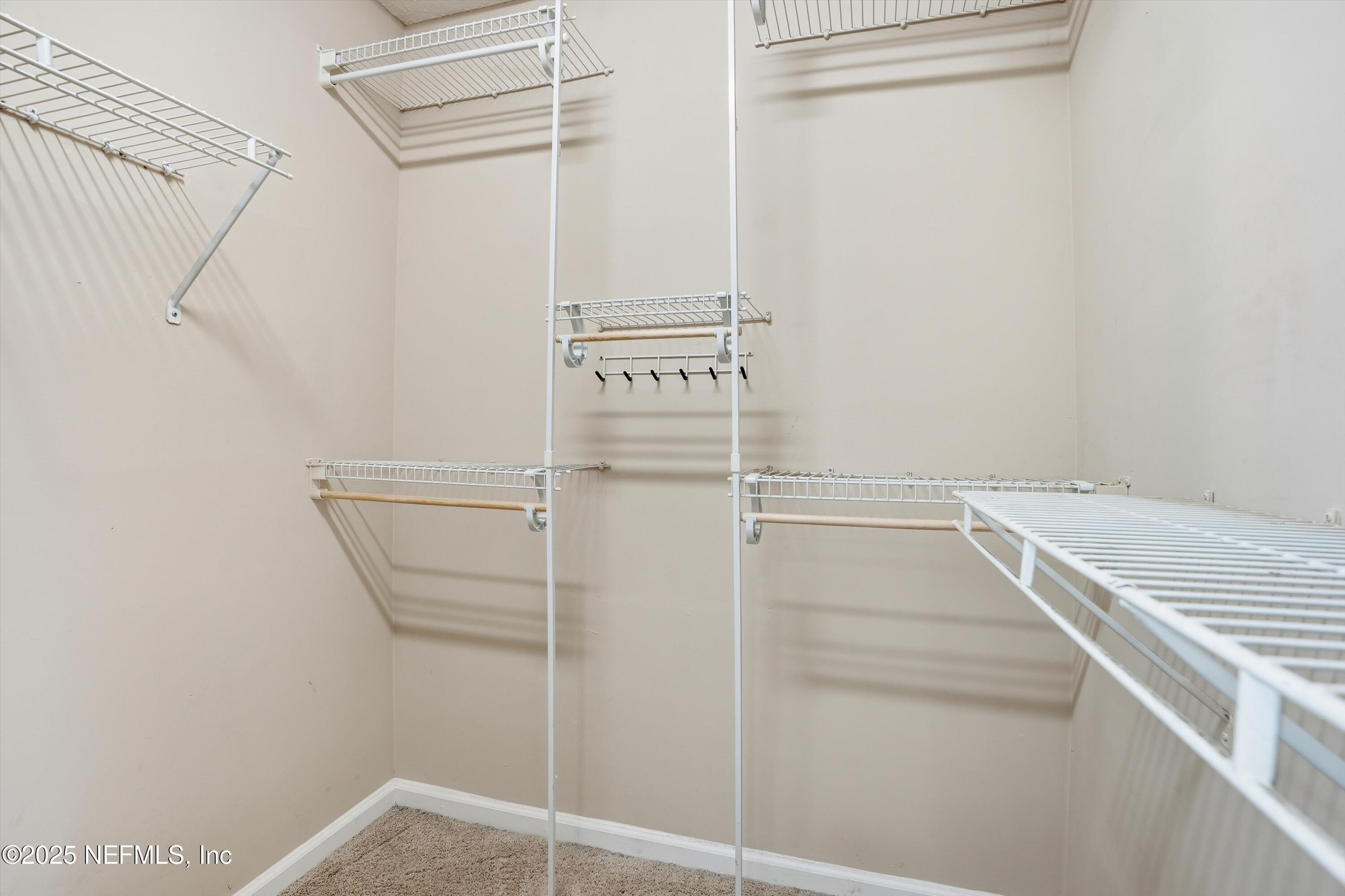 7461 CARRIAGE SIDE Court