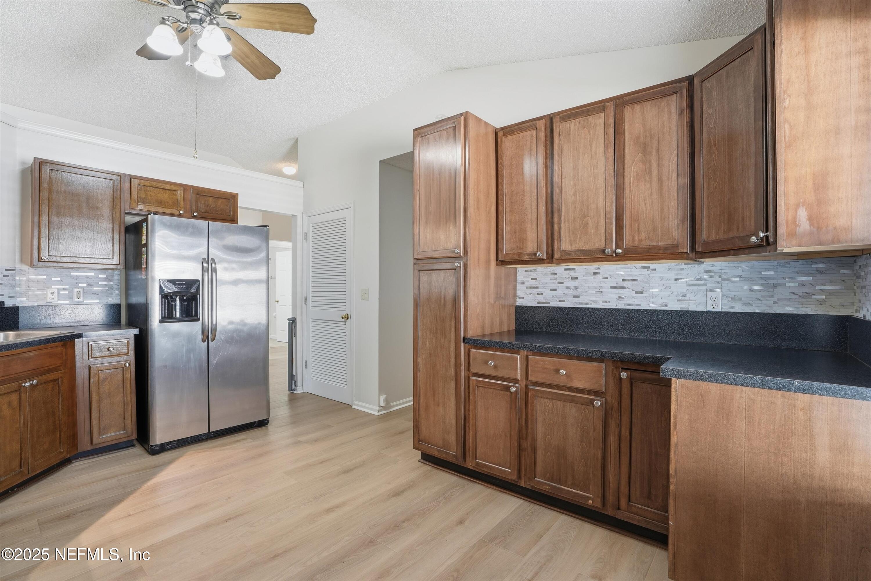 7461 CARRIAGE SIDE Court