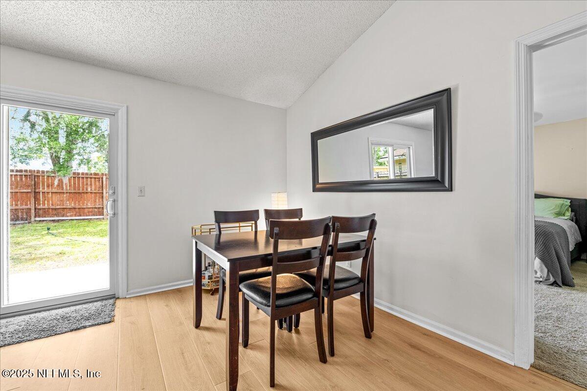 7461 CARRIAGE SIDE Court