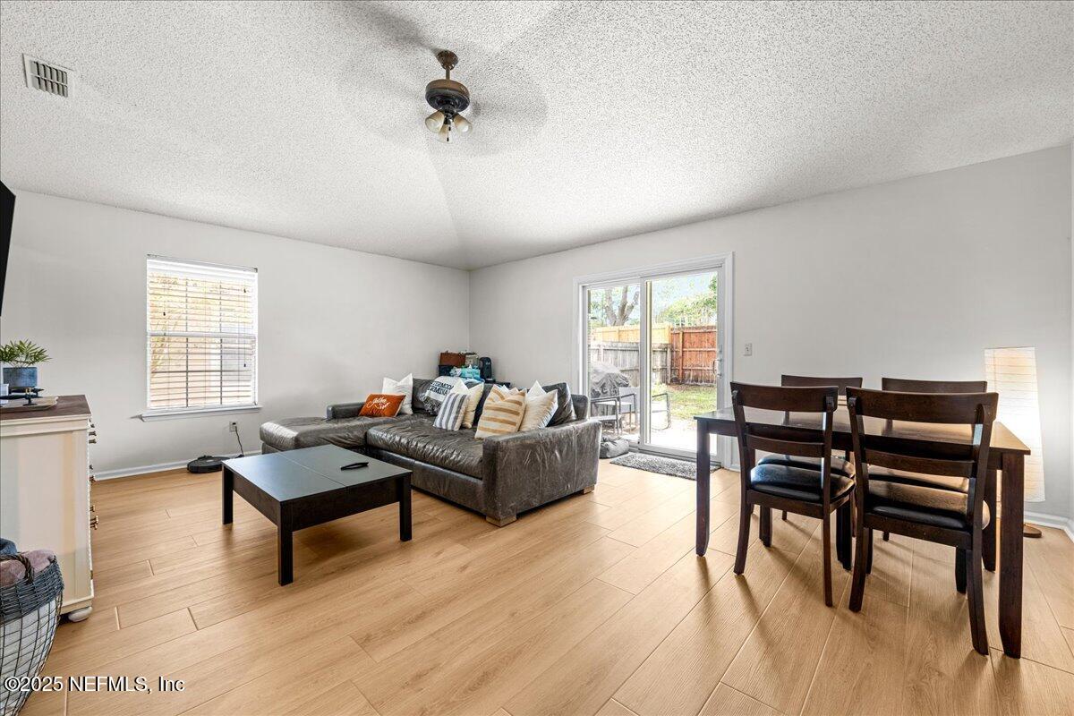 7461 CARRIAGE SIDE Court