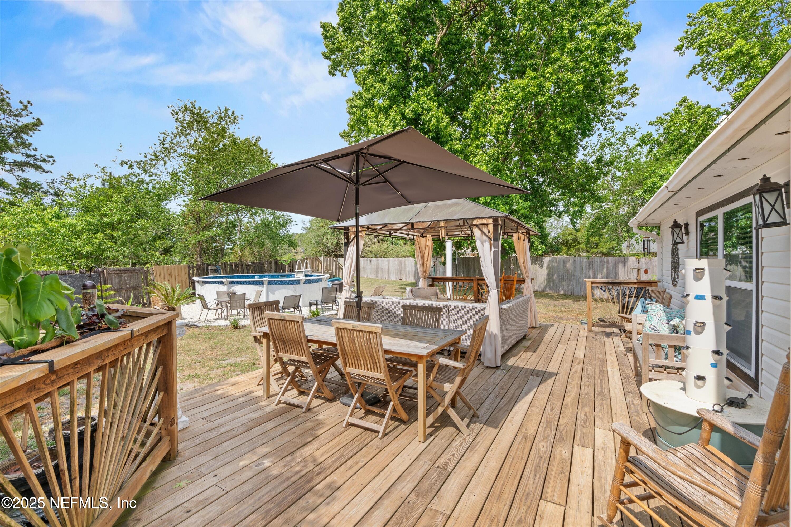 8836 FIELDSIDE Court
