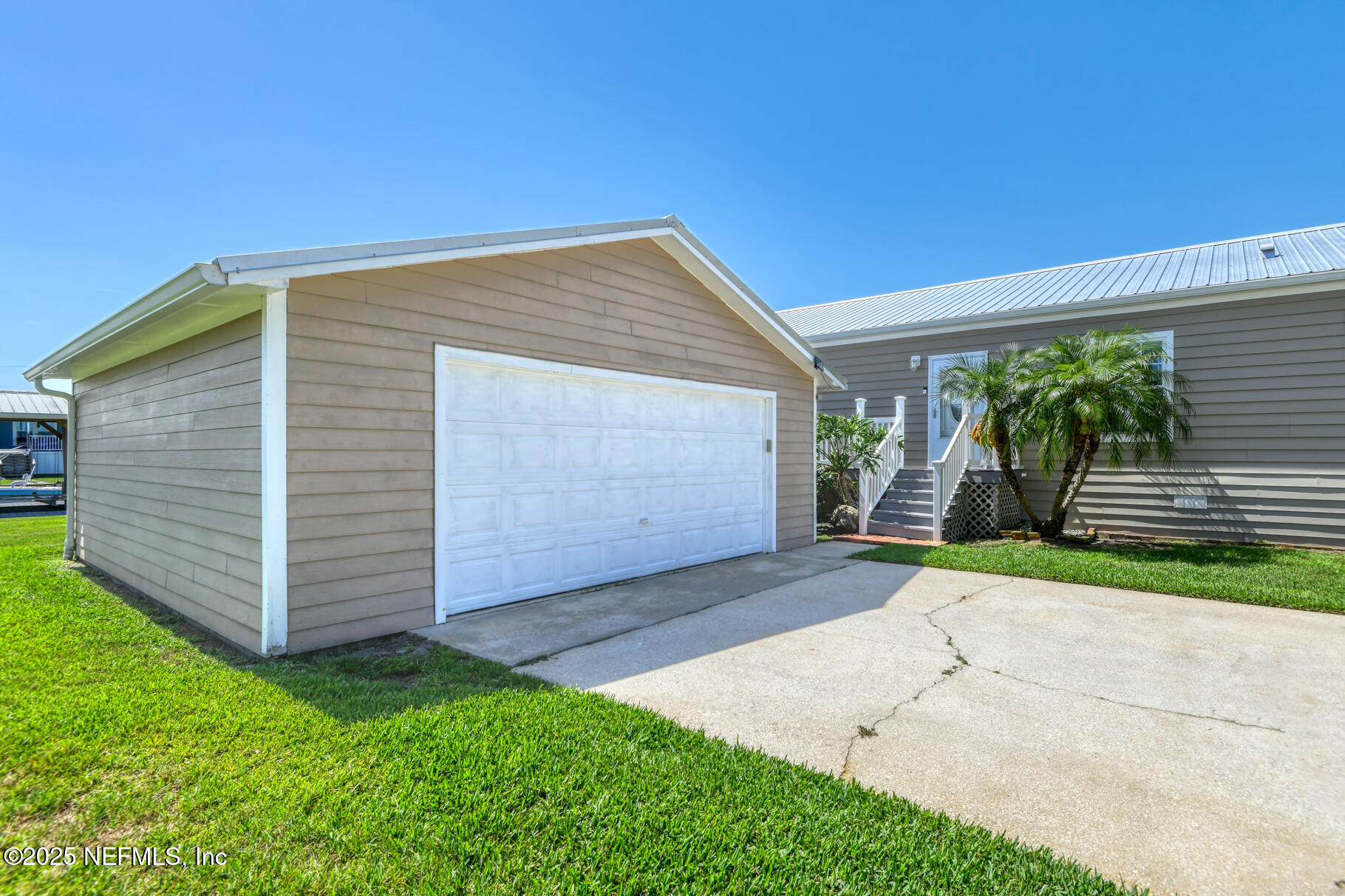 156 MOONLITE Drive