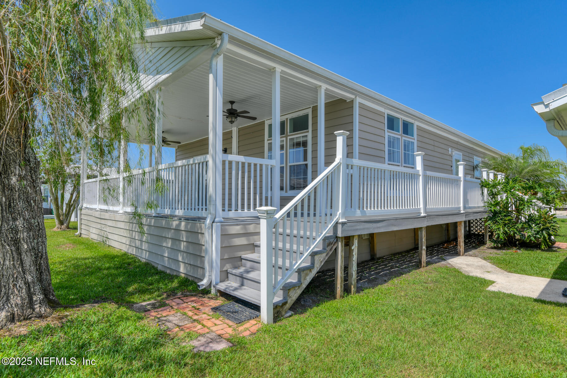 156 MOONLITE Drive