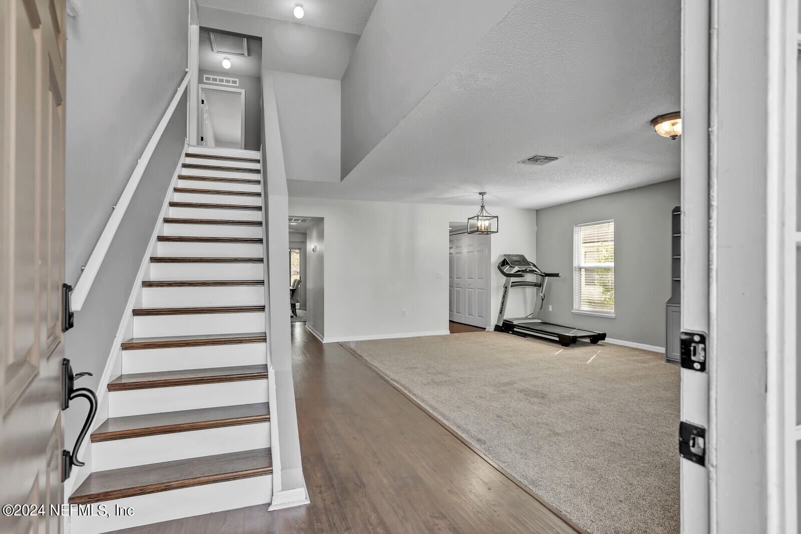 1483 SEAWOLF Trail N