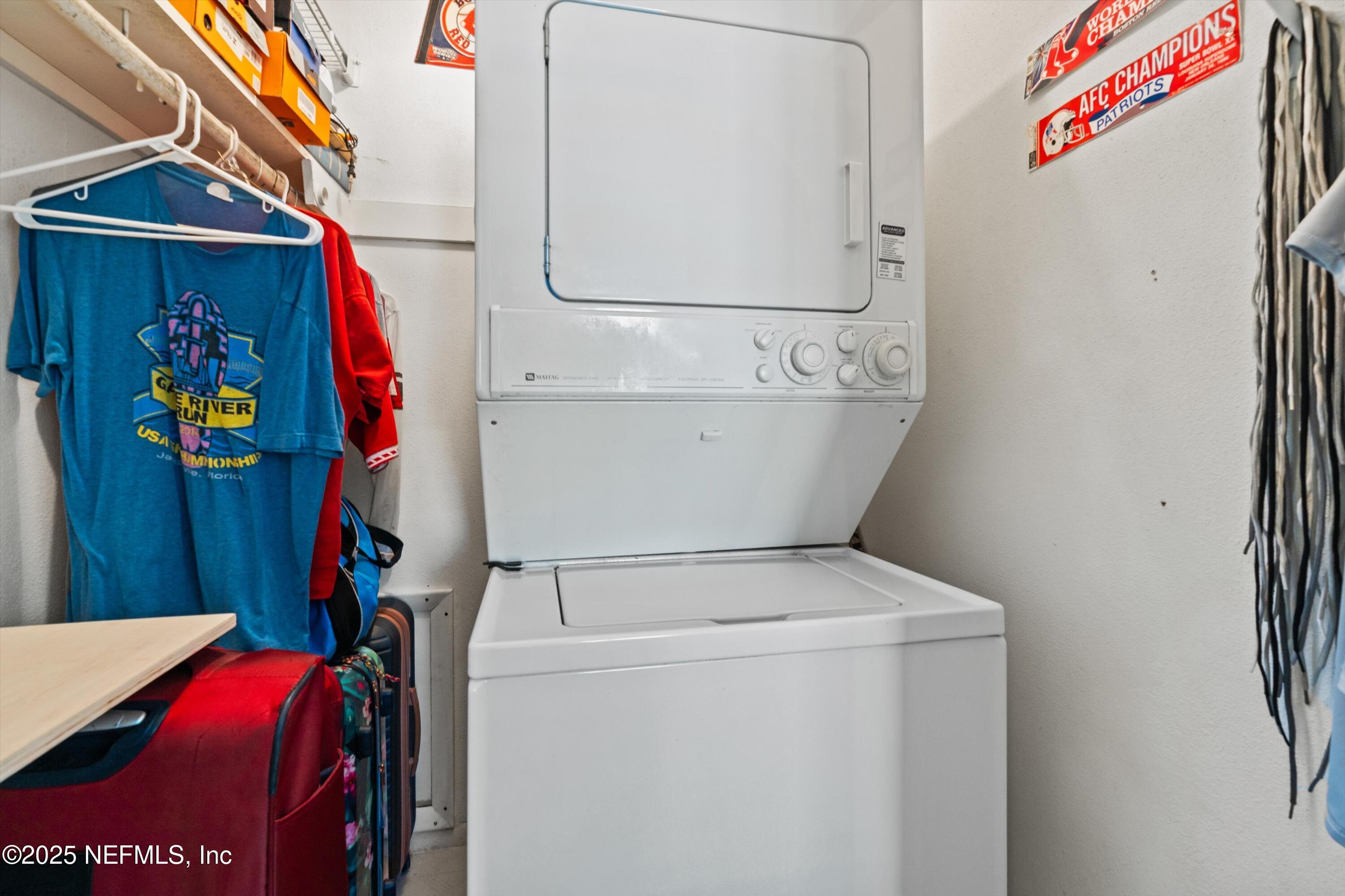 2327 COSTA VERDE Boulevard, 201