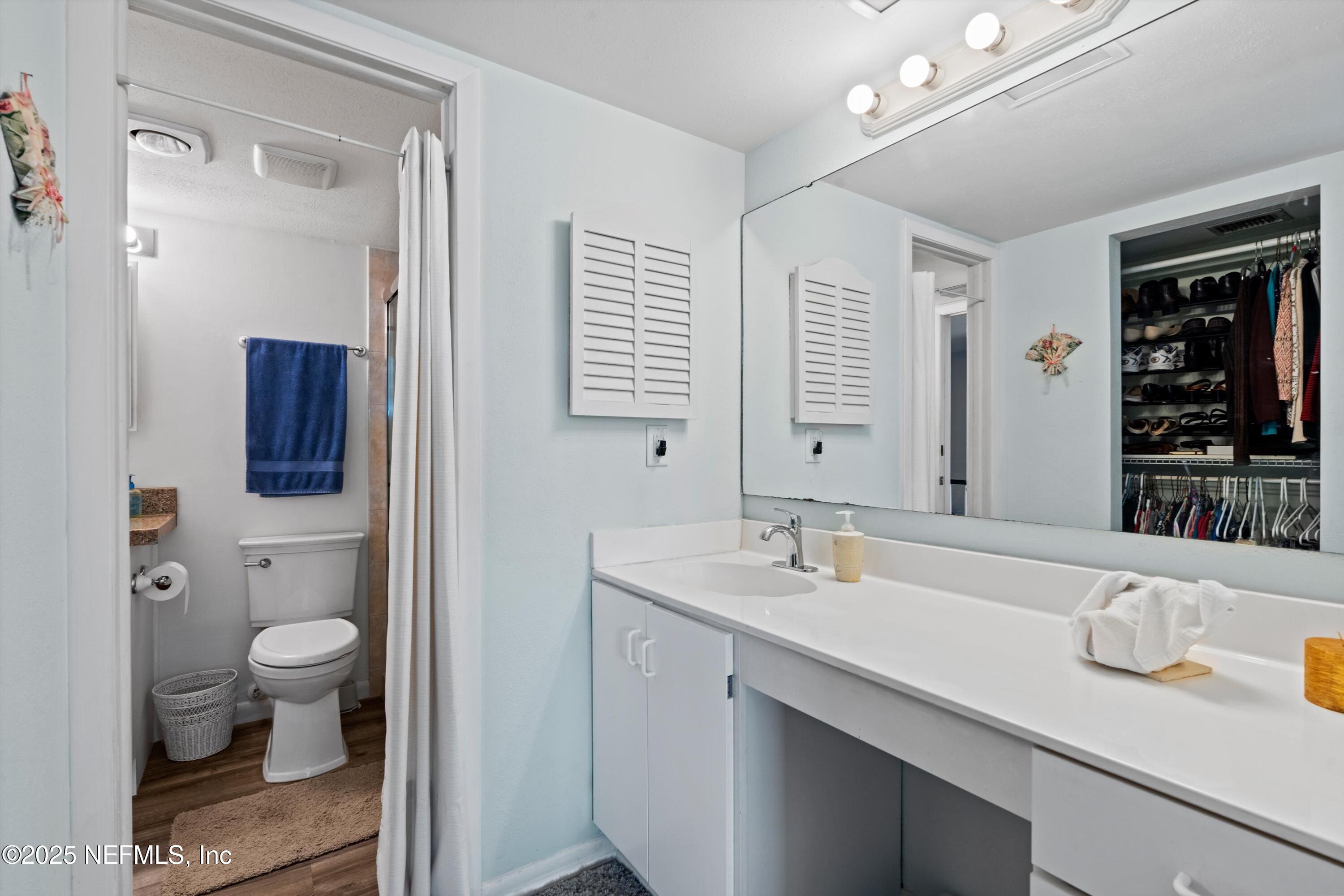 2327 COSTA VERDE Boulevard, 201