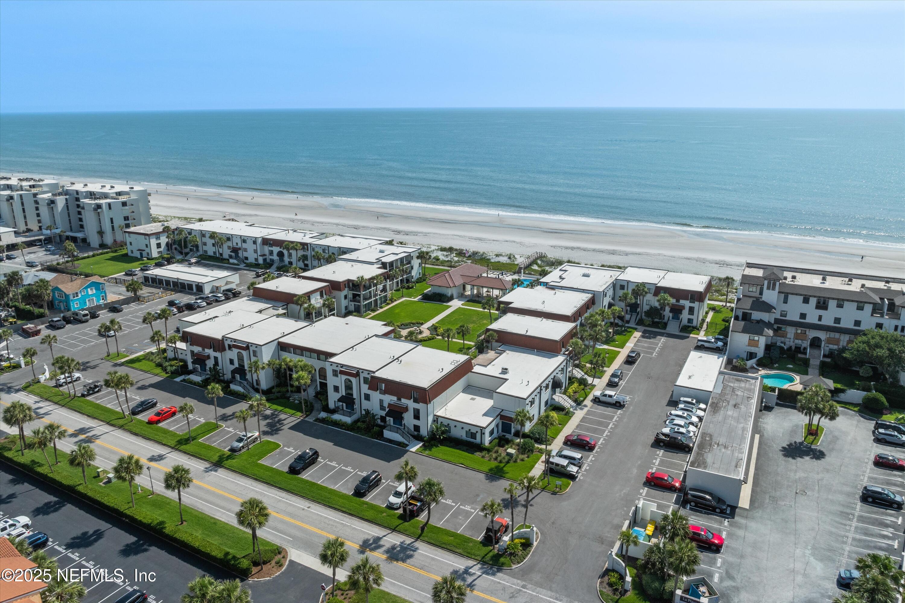 2327 COSTA VERDE Boulevard, 201