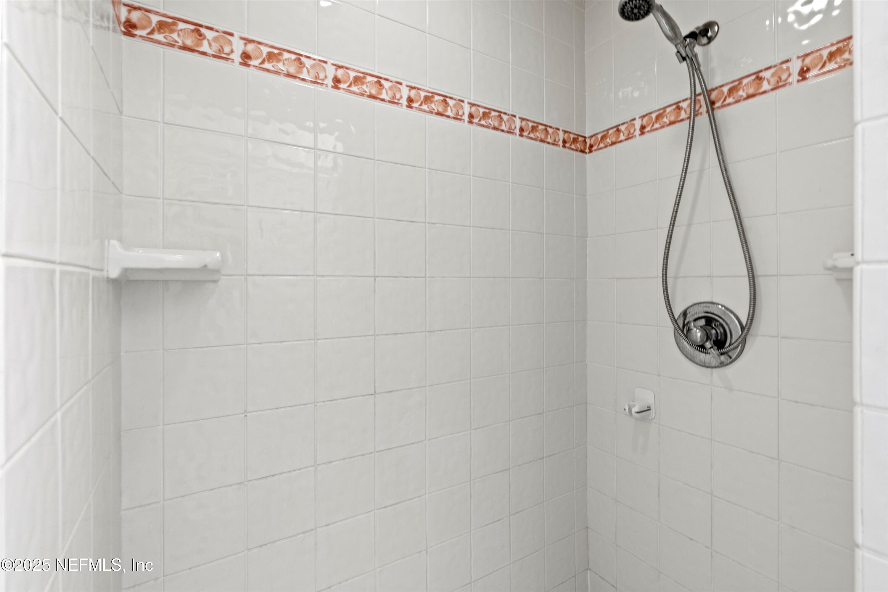 2327 COSTA VERDE Boulevard, 201