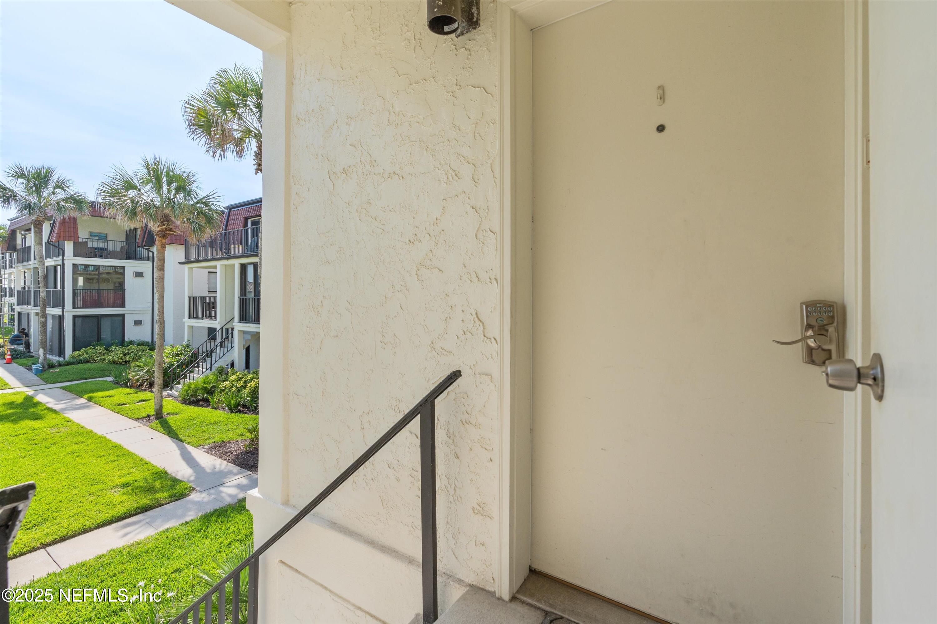 2327 COSTA VERDE Boulevard, 201