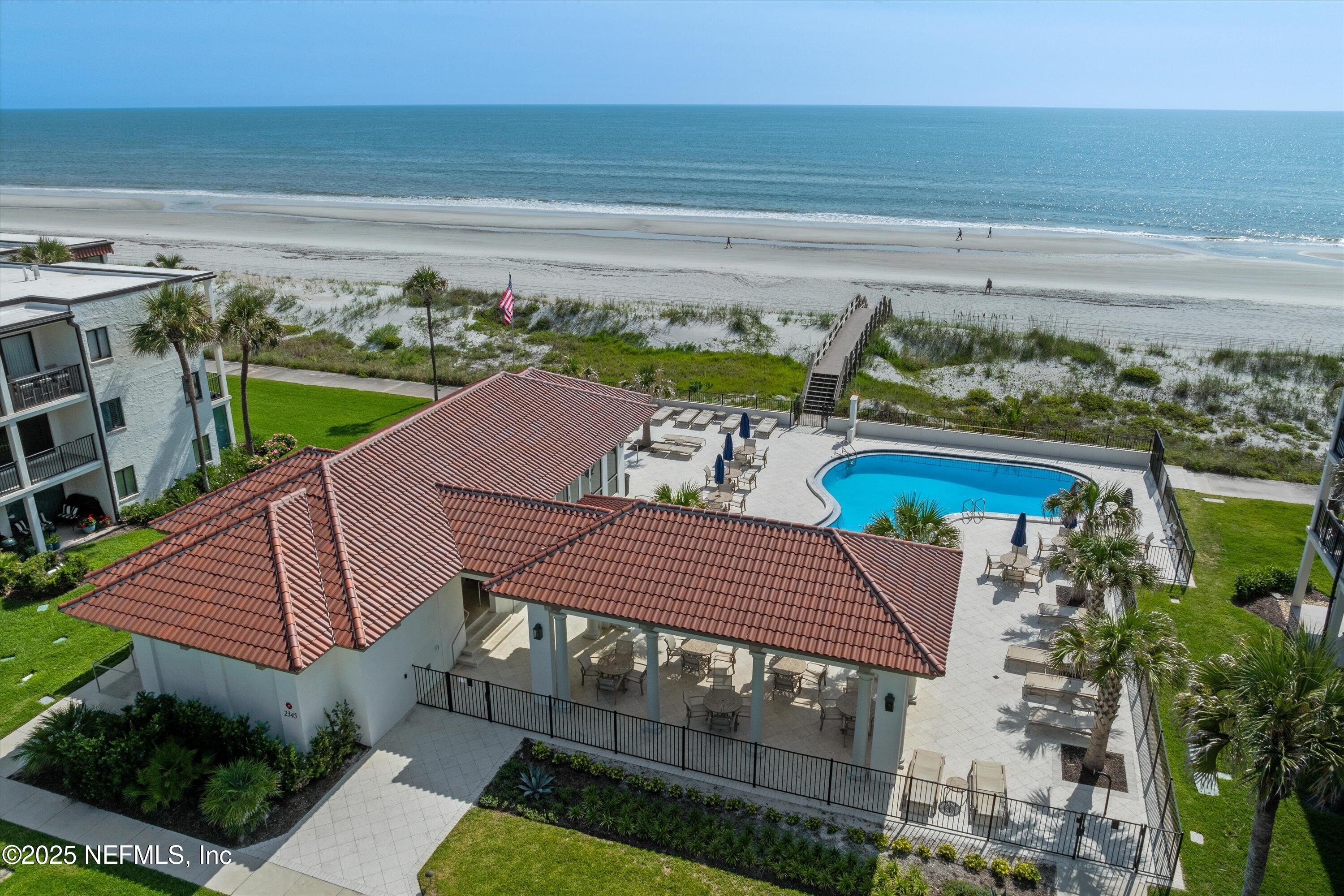 2327 COSTA VERDE Boulevard, 201