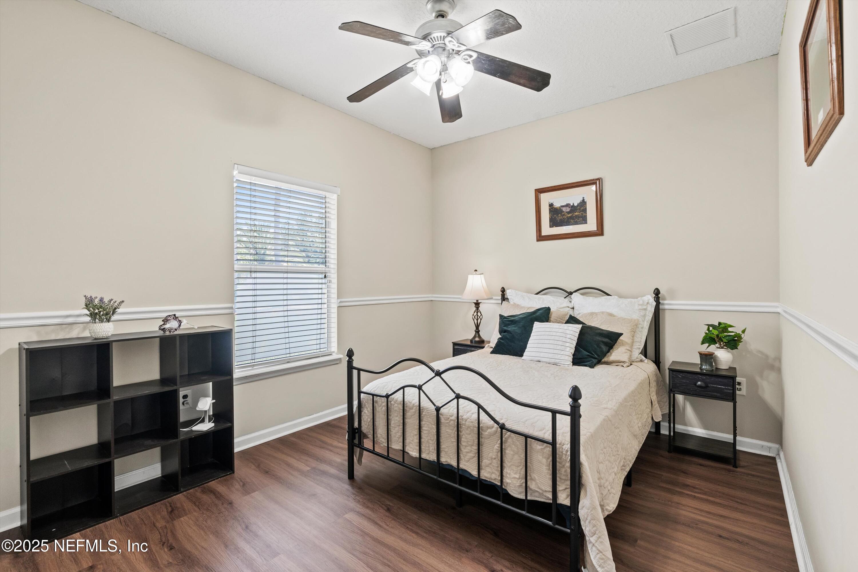 2360 GOLFVIEW Drive