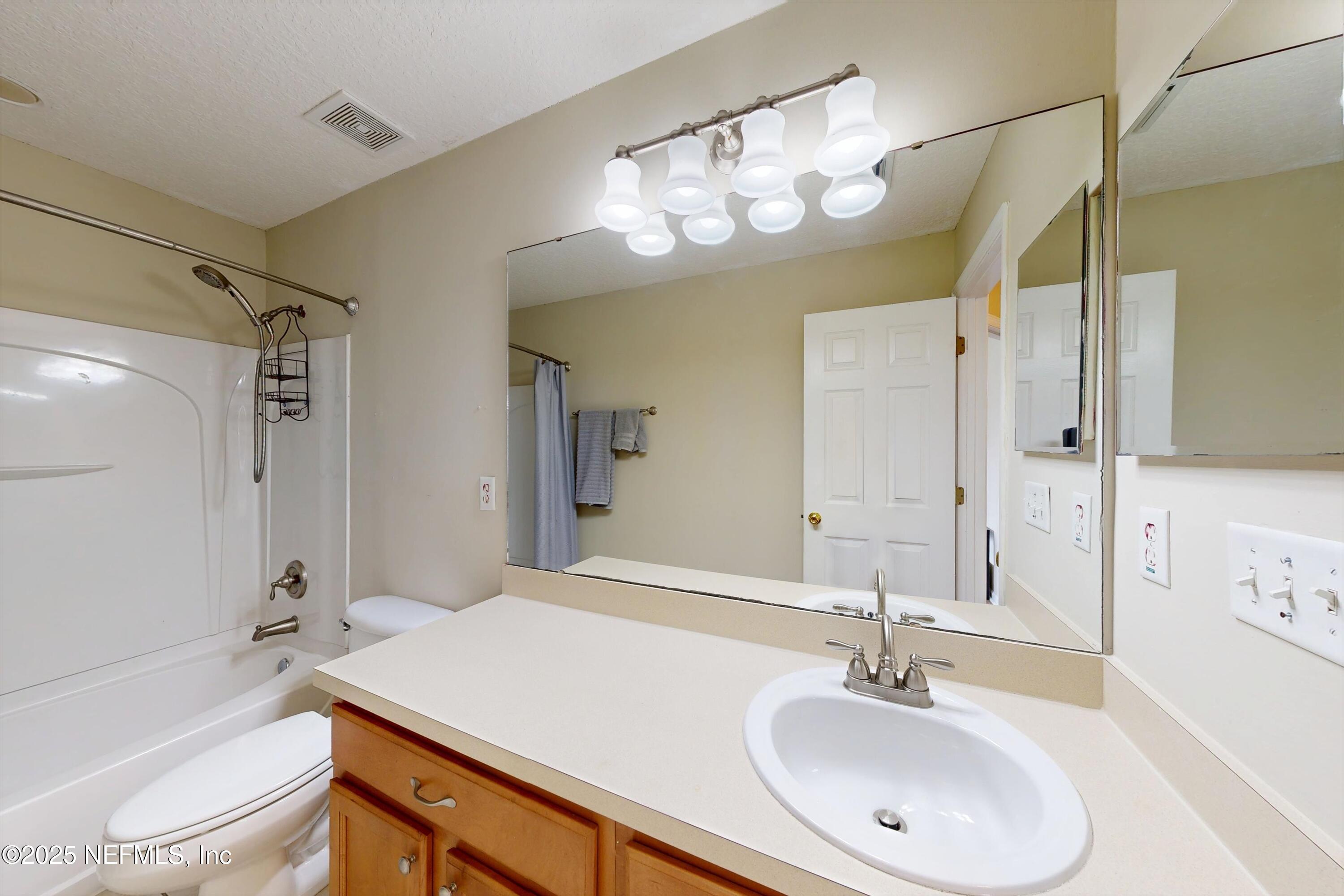 2360 GOLFVIEW Drive