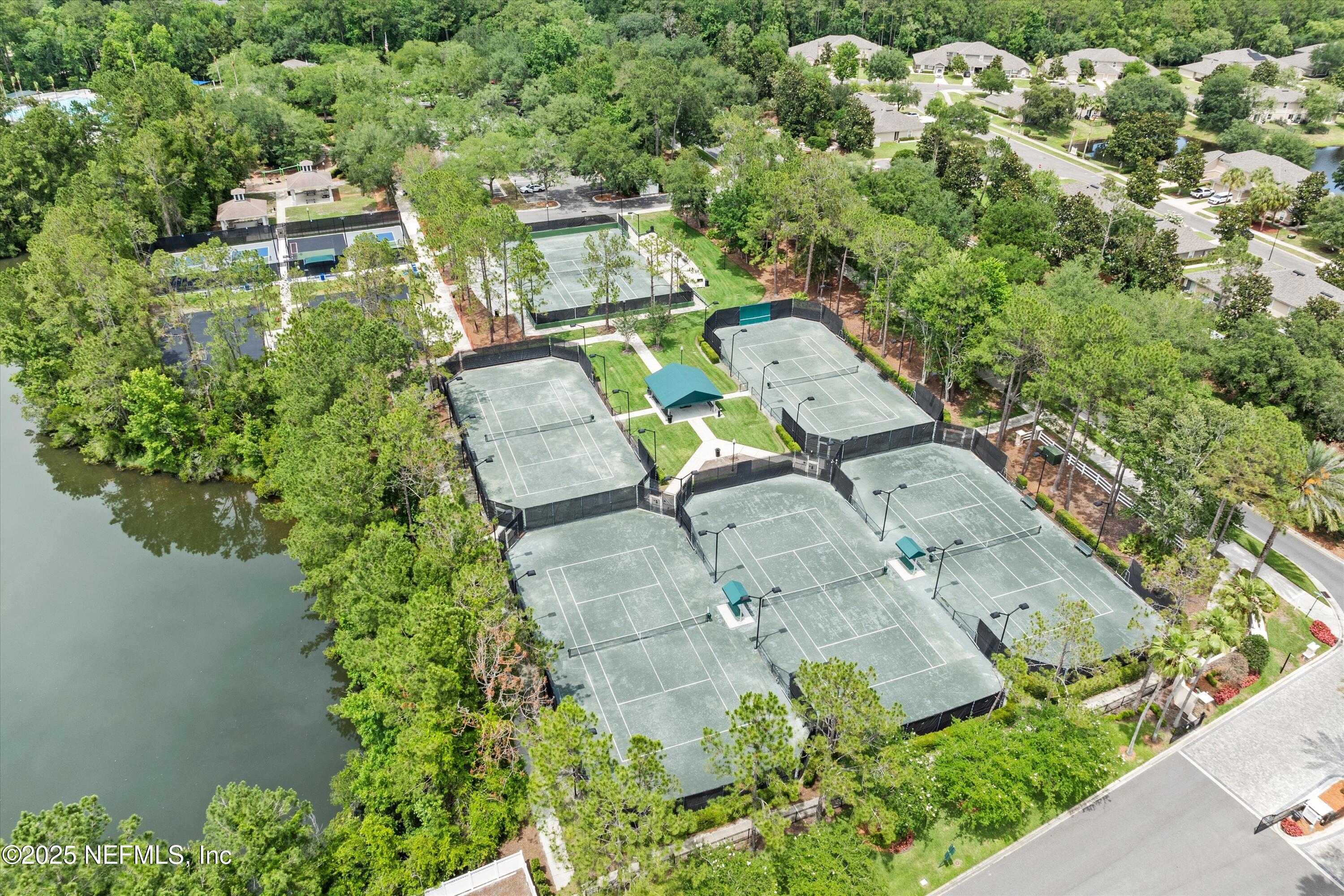 2360 GOLFVIEW Drive