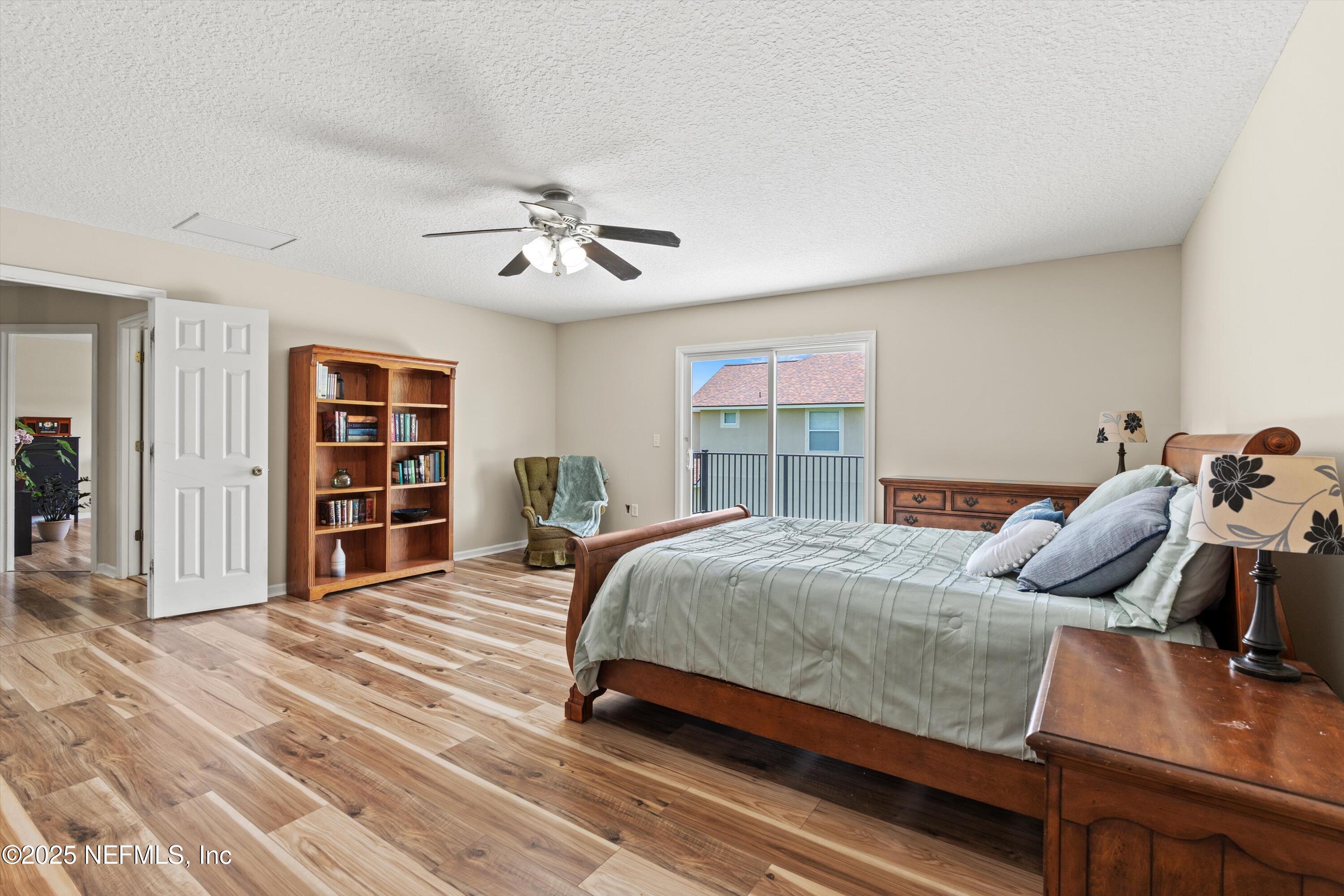 2360 GOLFVIEW Drive