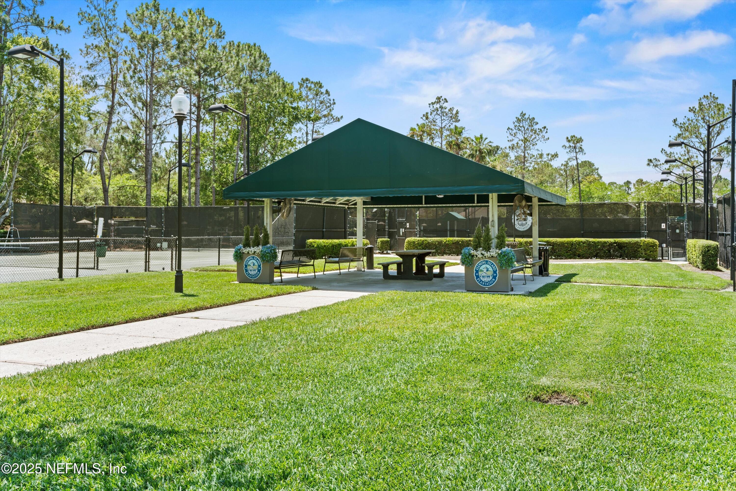 2360 GOLFVIEW Drive
