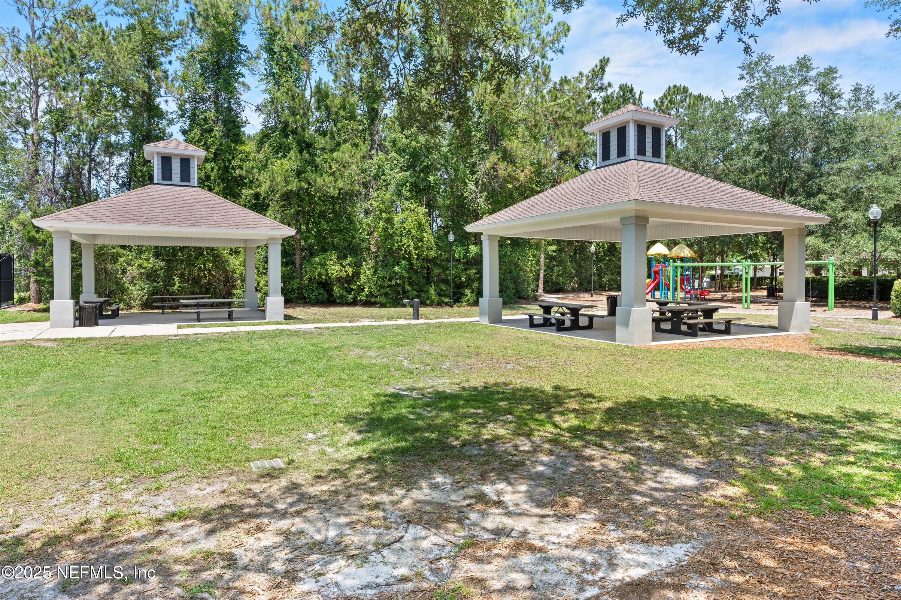 2360 GOLFVIEW Drive