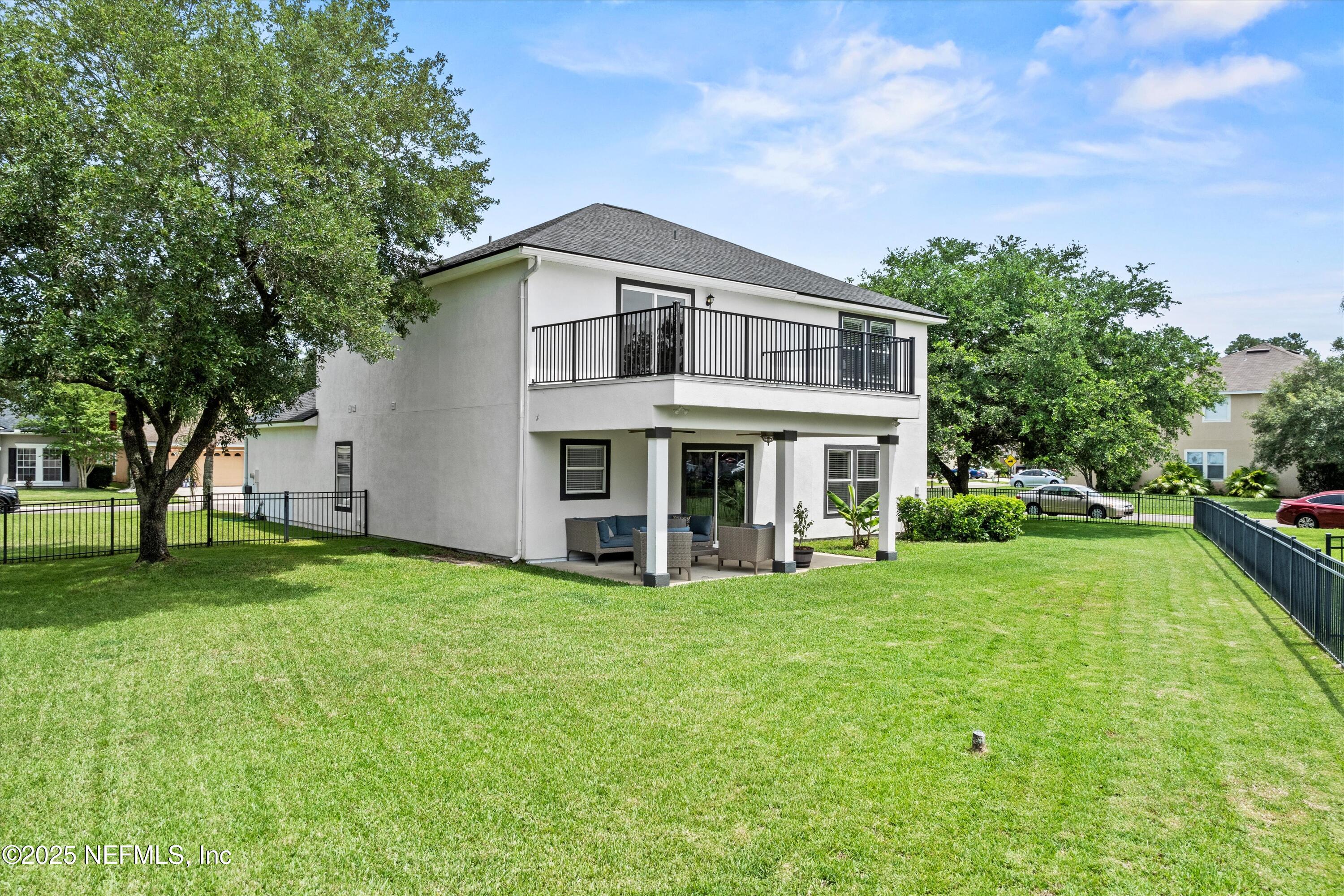 2360 GOLFVIEW Drive