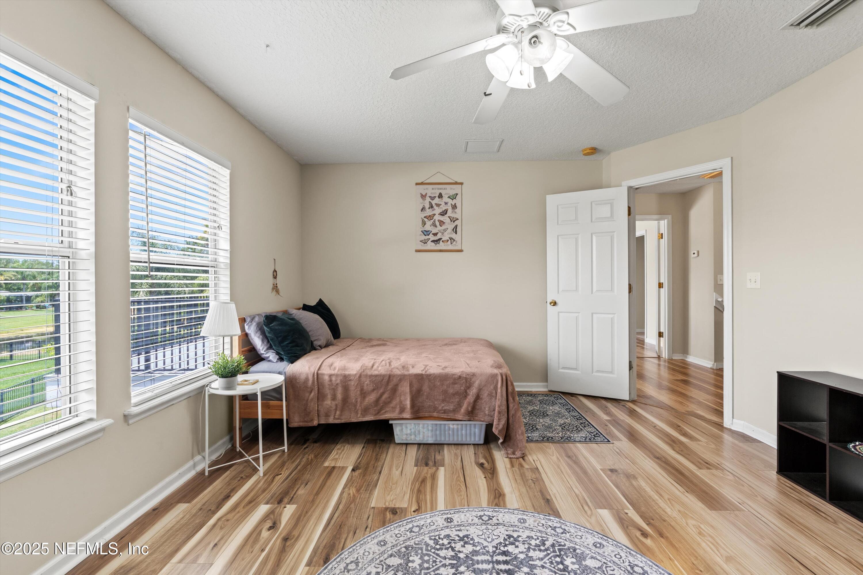 2360 GOLFVIEW Drive