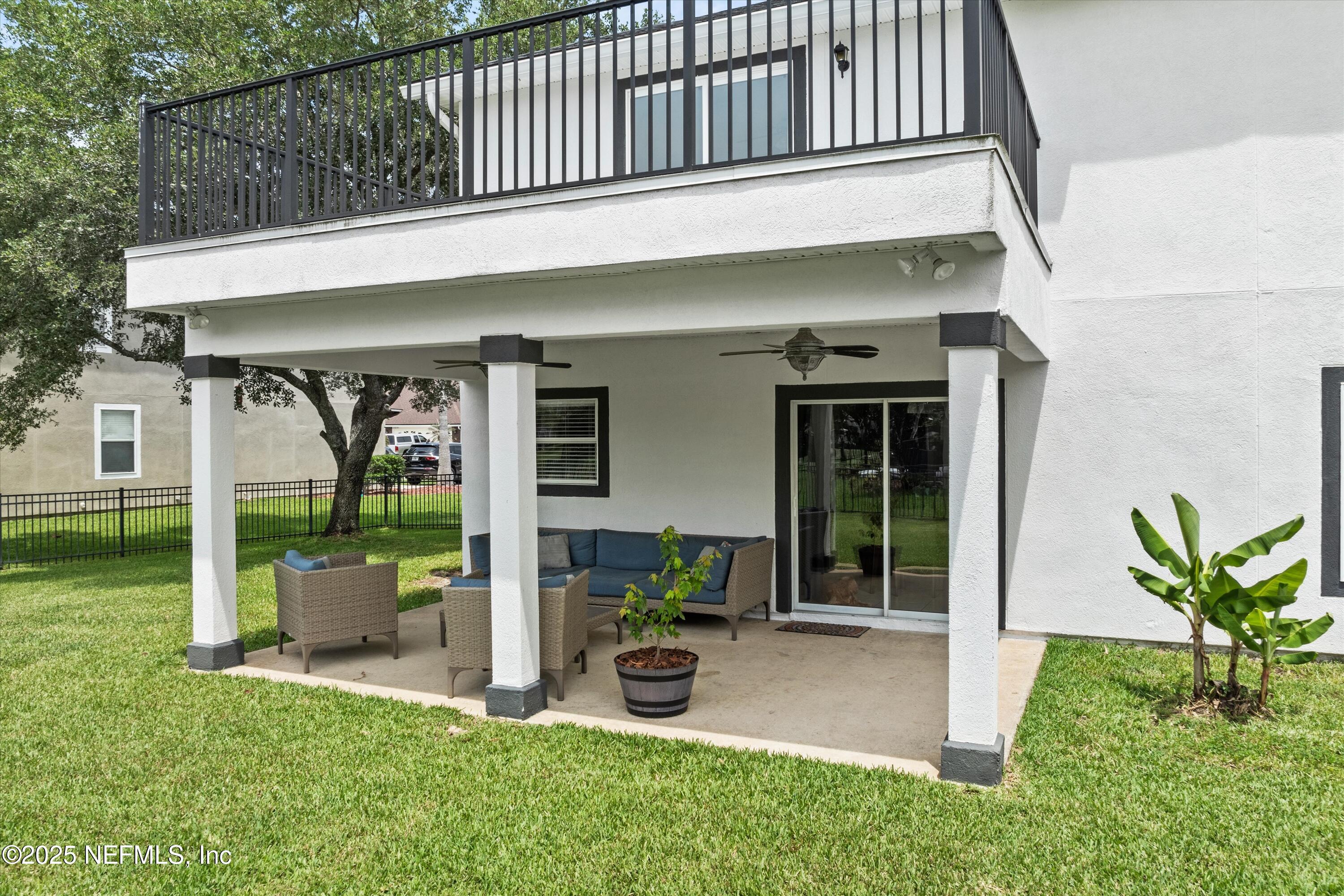 2360 GOLFVIEW Drive