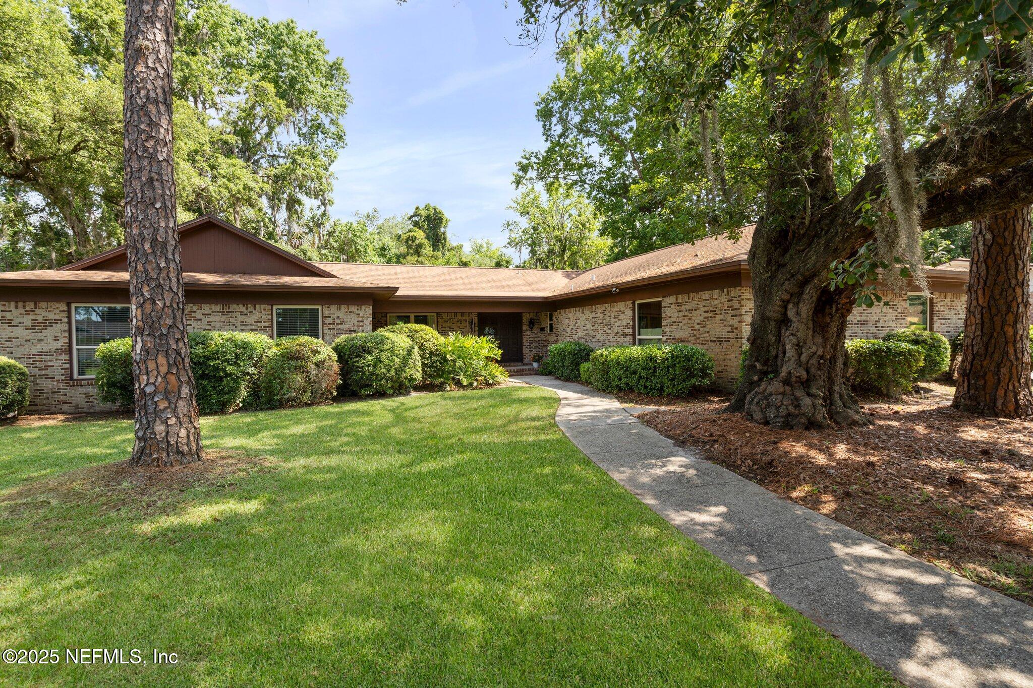 5263 GOLF COURSE Drive