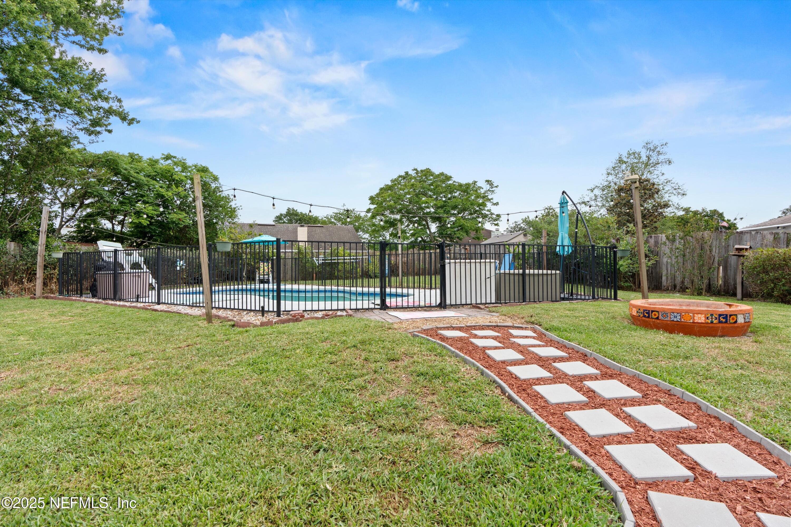 12422 BERRY PATCH Way