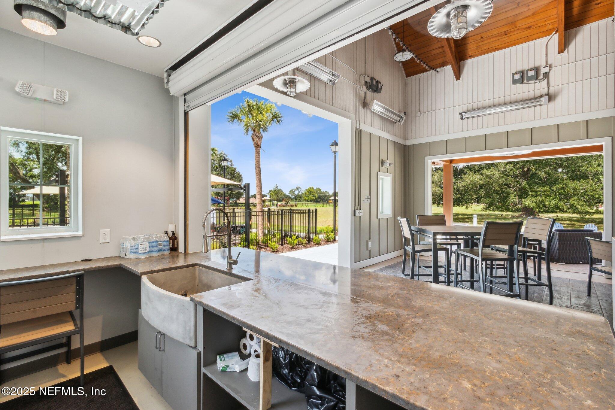 2724 WHITE CEDAR Lane