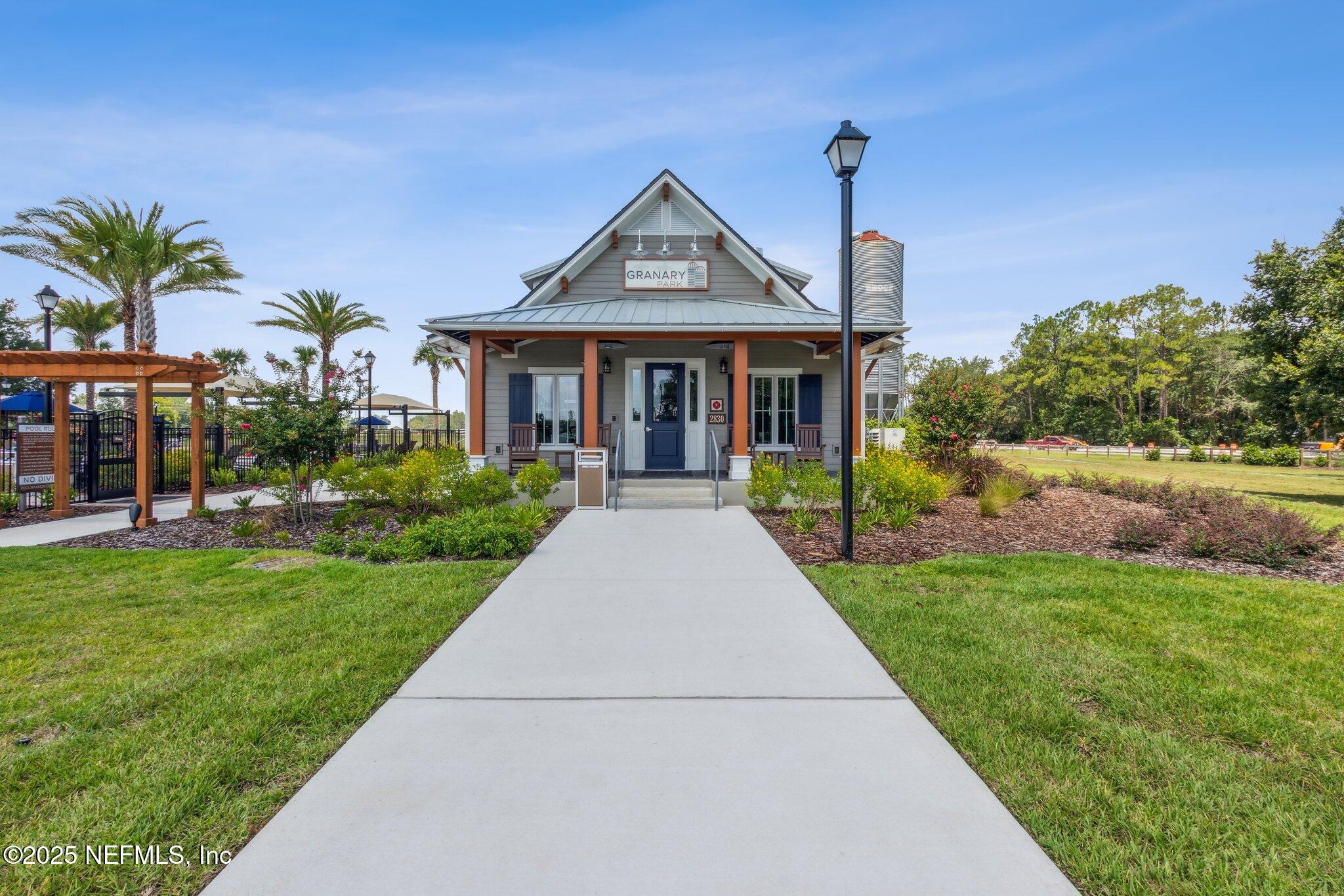 2724 WHITE CEDAR Lane