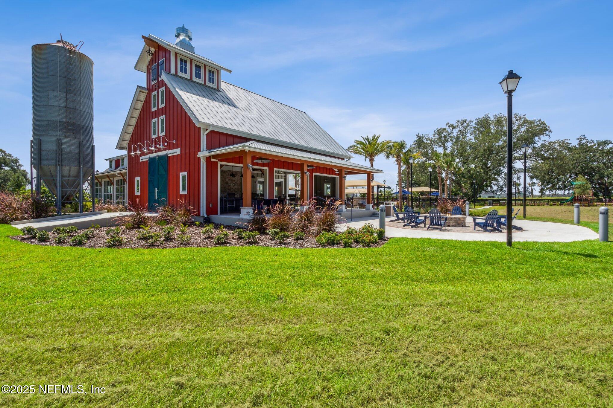 2724 WHITE CEDAR Lane