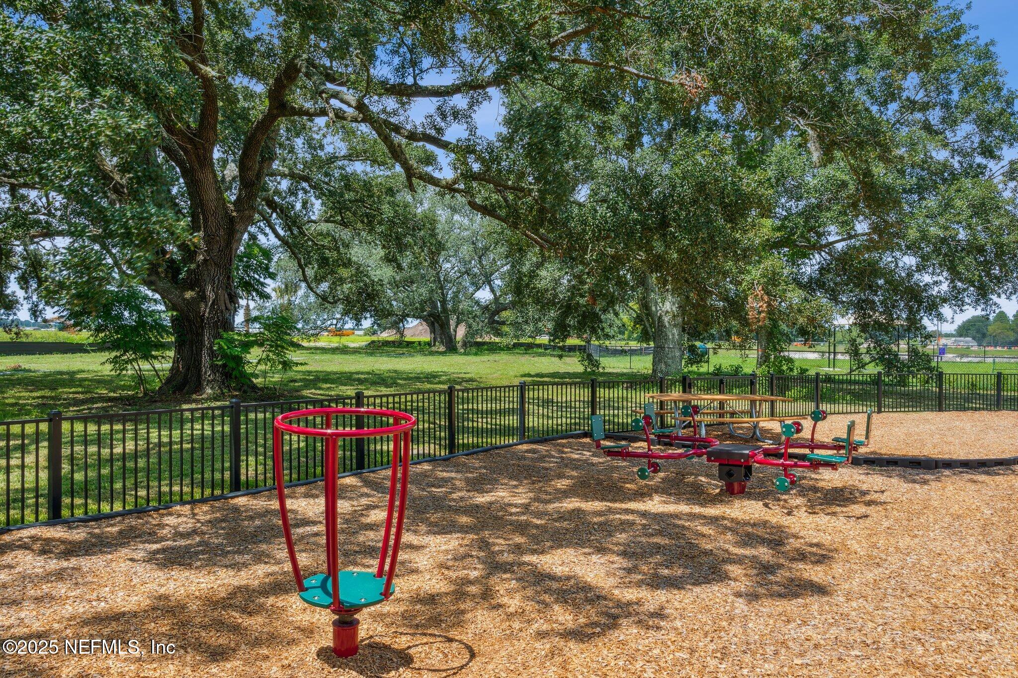 2724 WHITE CEDAR Lane