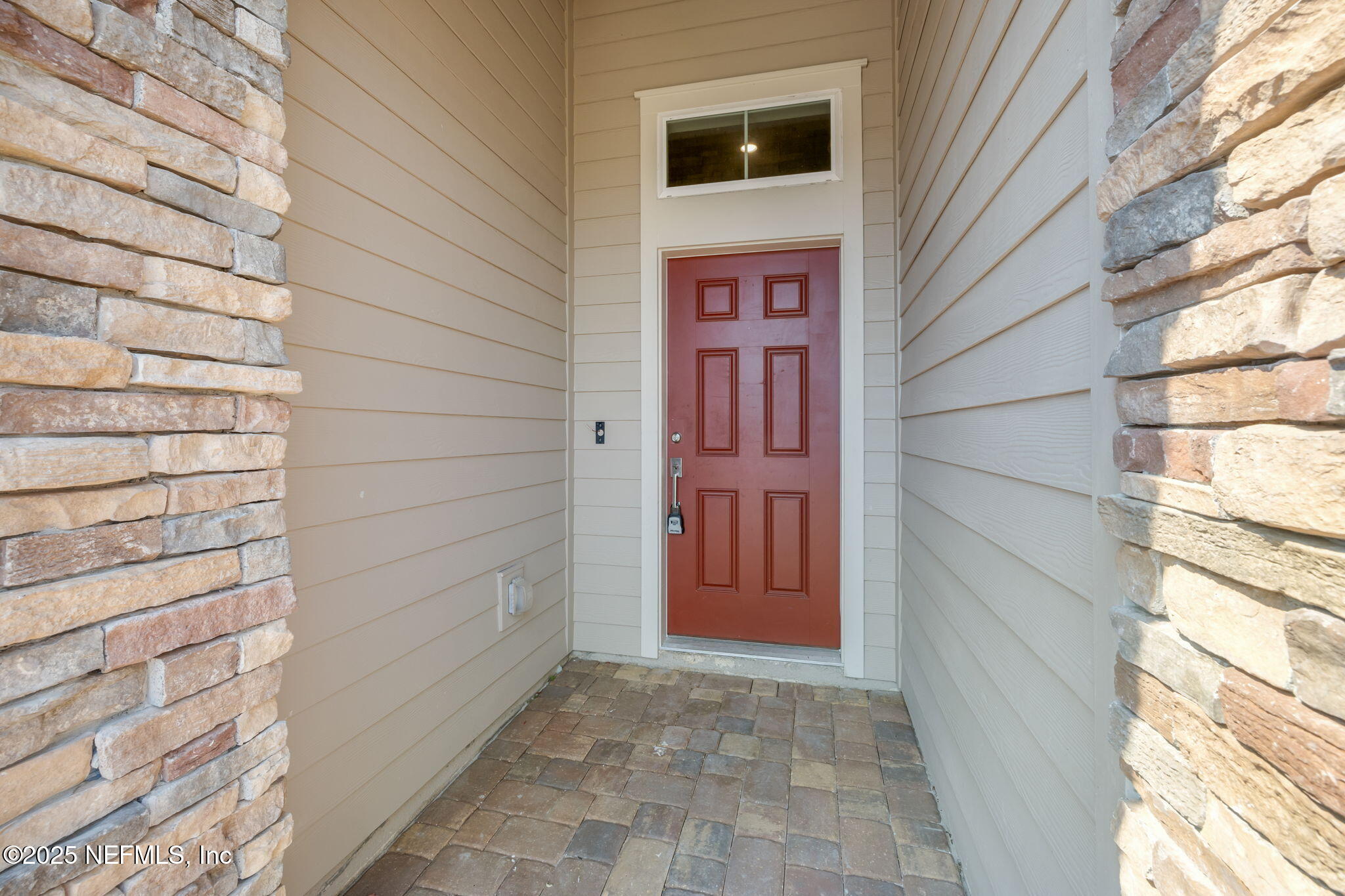 2724 WHITE CEDAR Lane