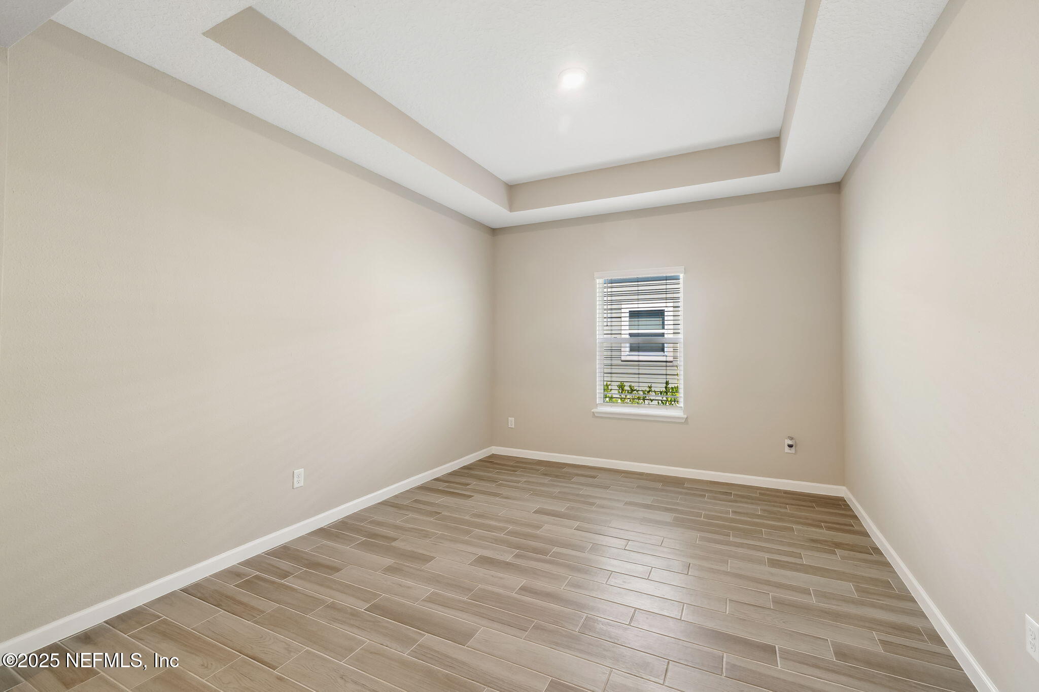 2724 WHITE CEDAR Lane