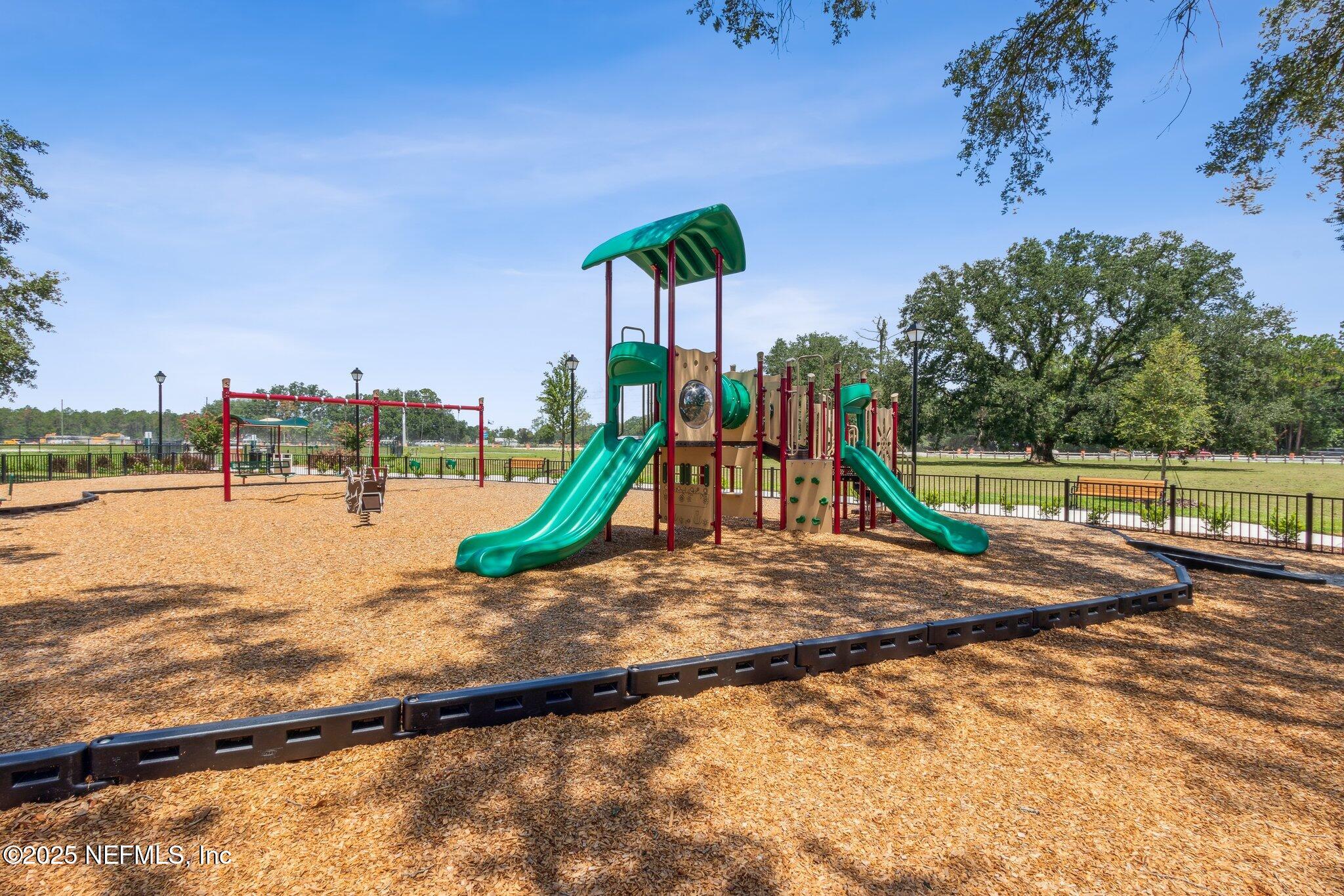 2724 WHITE CEDAR Lane