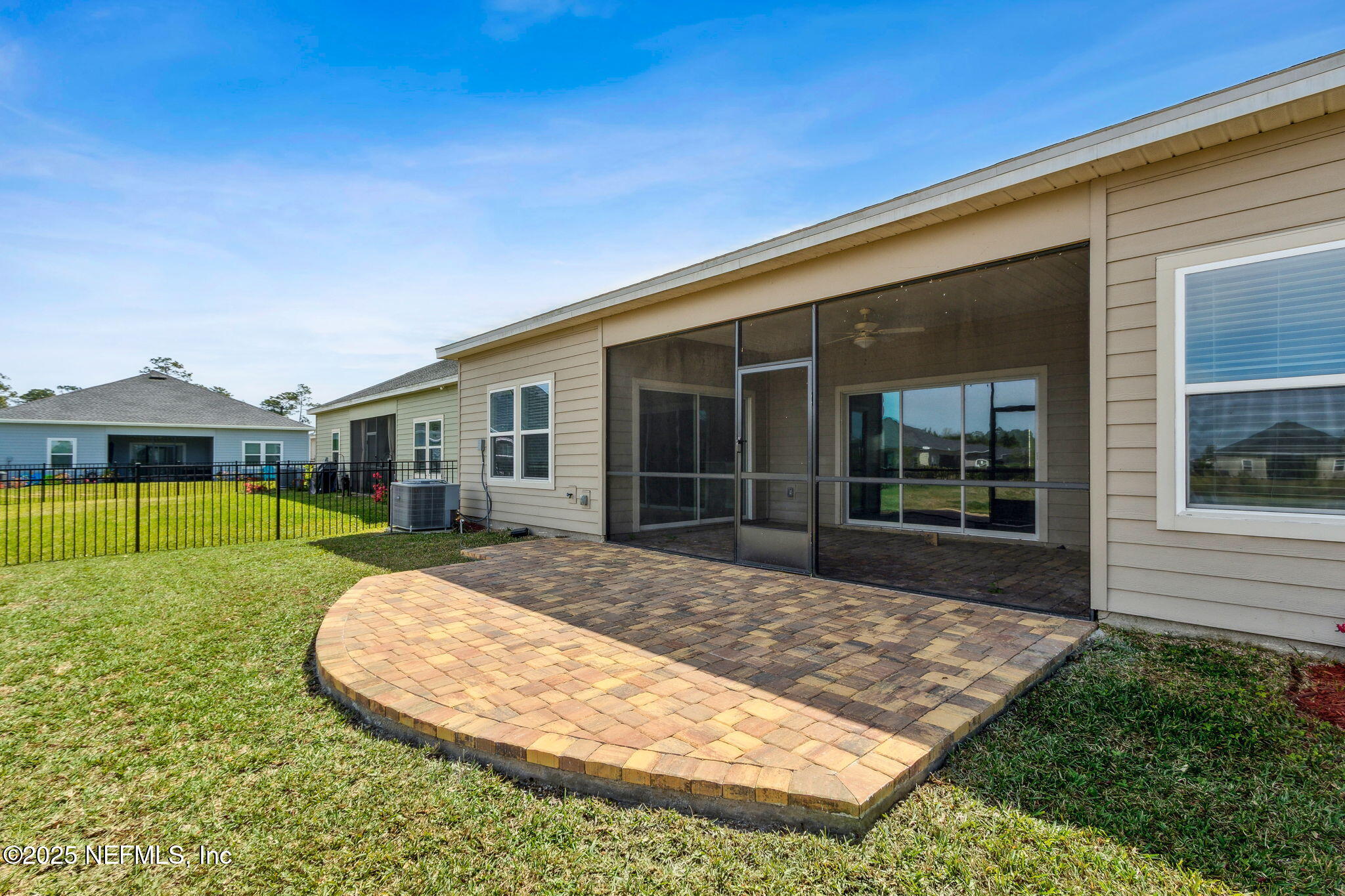 2724 WHITE CEDAR Lane