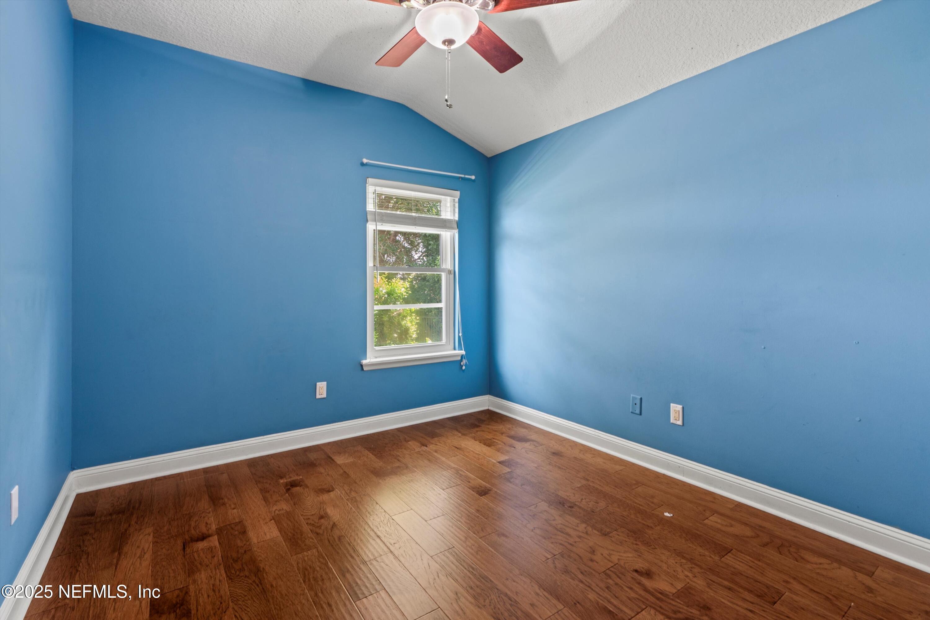 5930 GREEN POND Drive