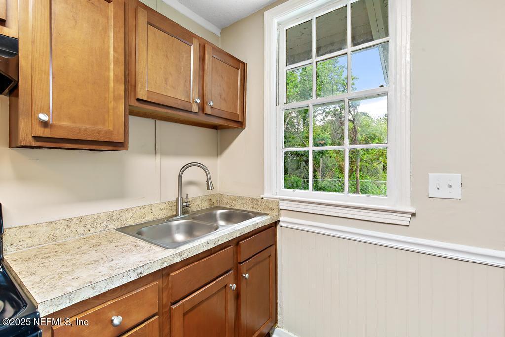 3127 4TH STREET Circle