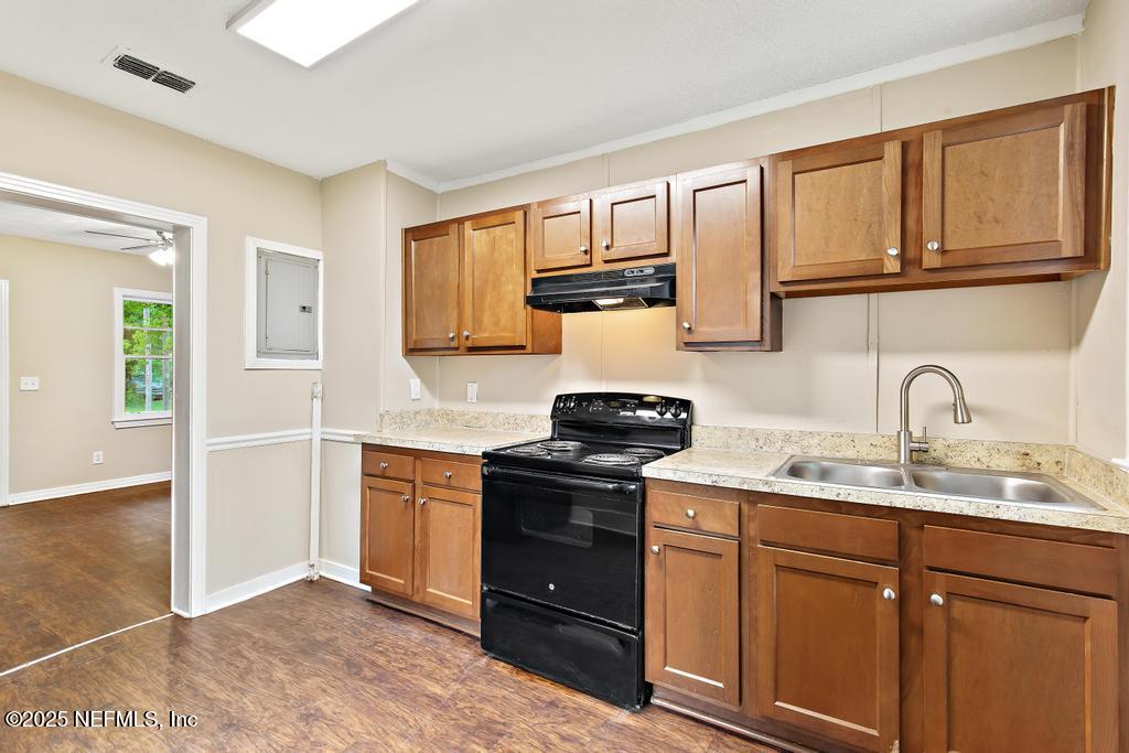 3127 4TH STREET Circle