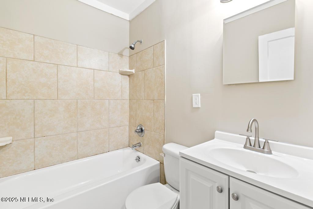 3127 4TH STREET Circle