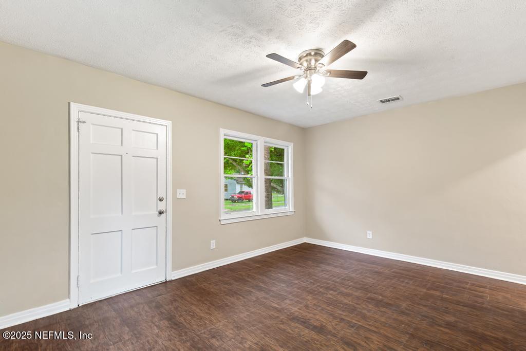 3127 4TH STREET Circle