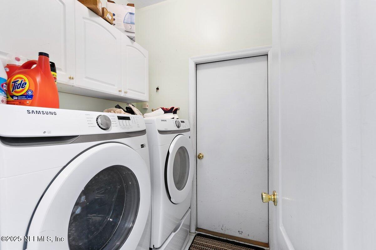 953 MYSTIC HARBOR Drive