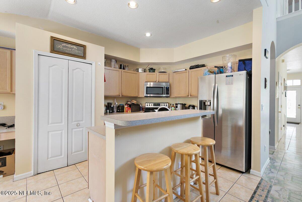 953 MYSTIC HARBOR Drive